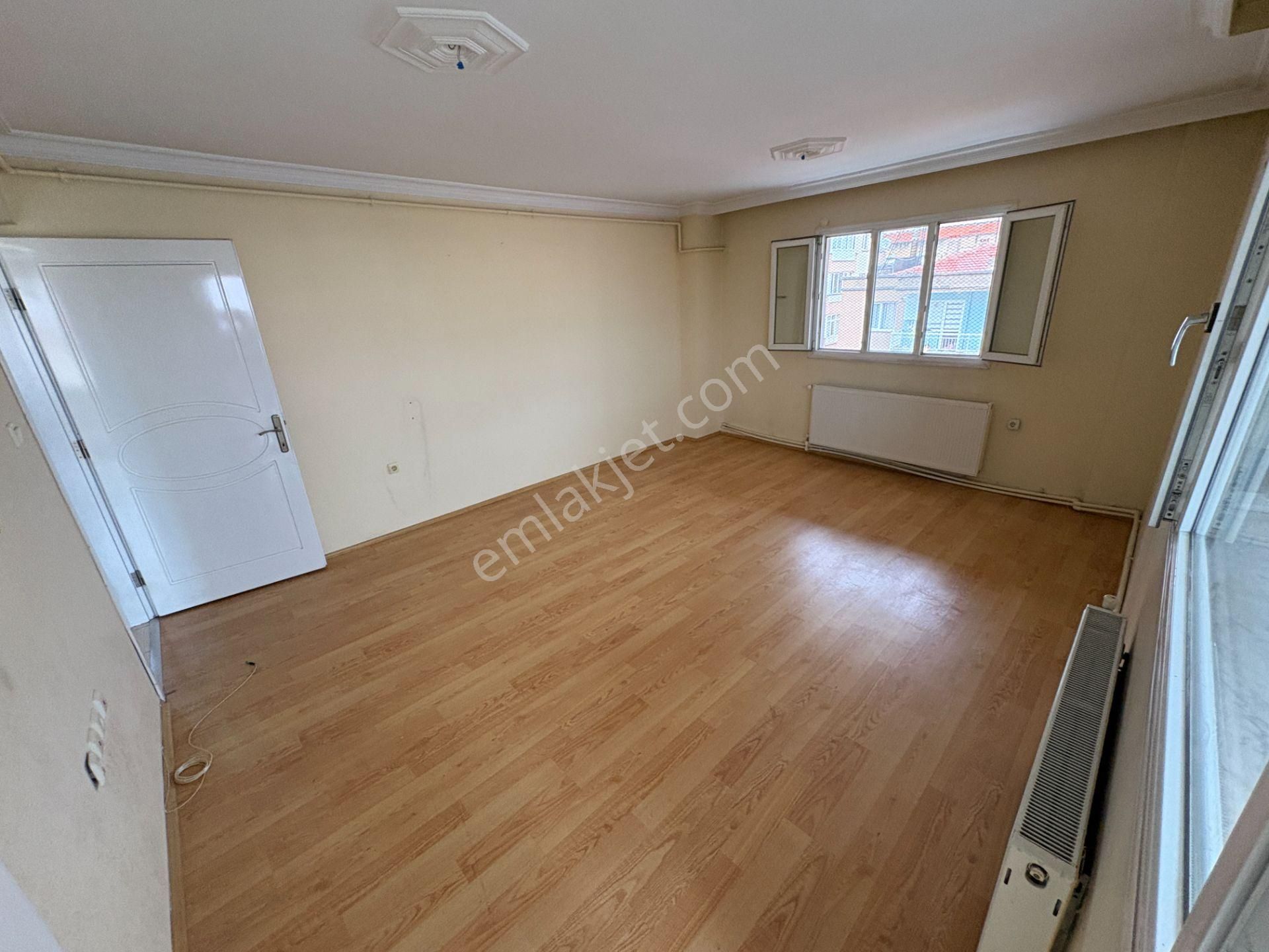 Karşıyaka Ordu Ve Girne Bulvarı Yakını Kiralık Daire - Görsel 4