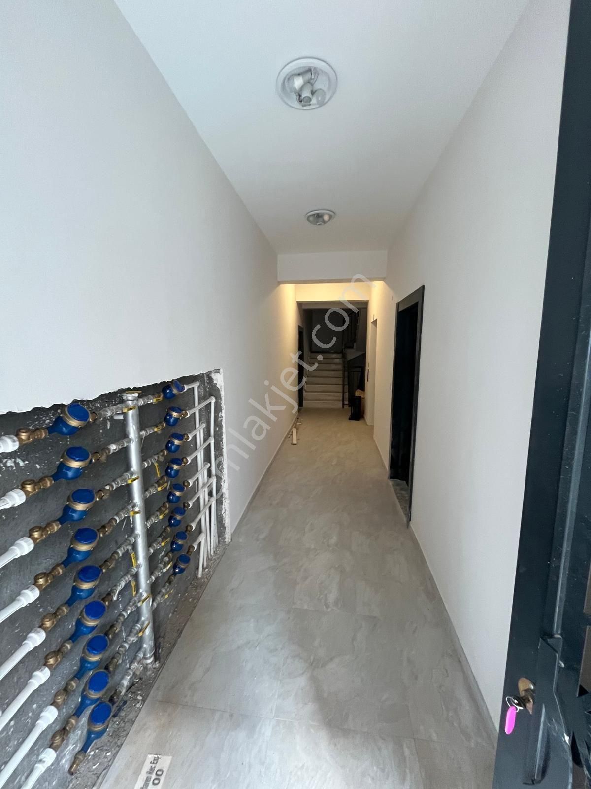 Kuşadası Davutlar Bölgesinde Satılık 2+1 Daire - Görsel 2