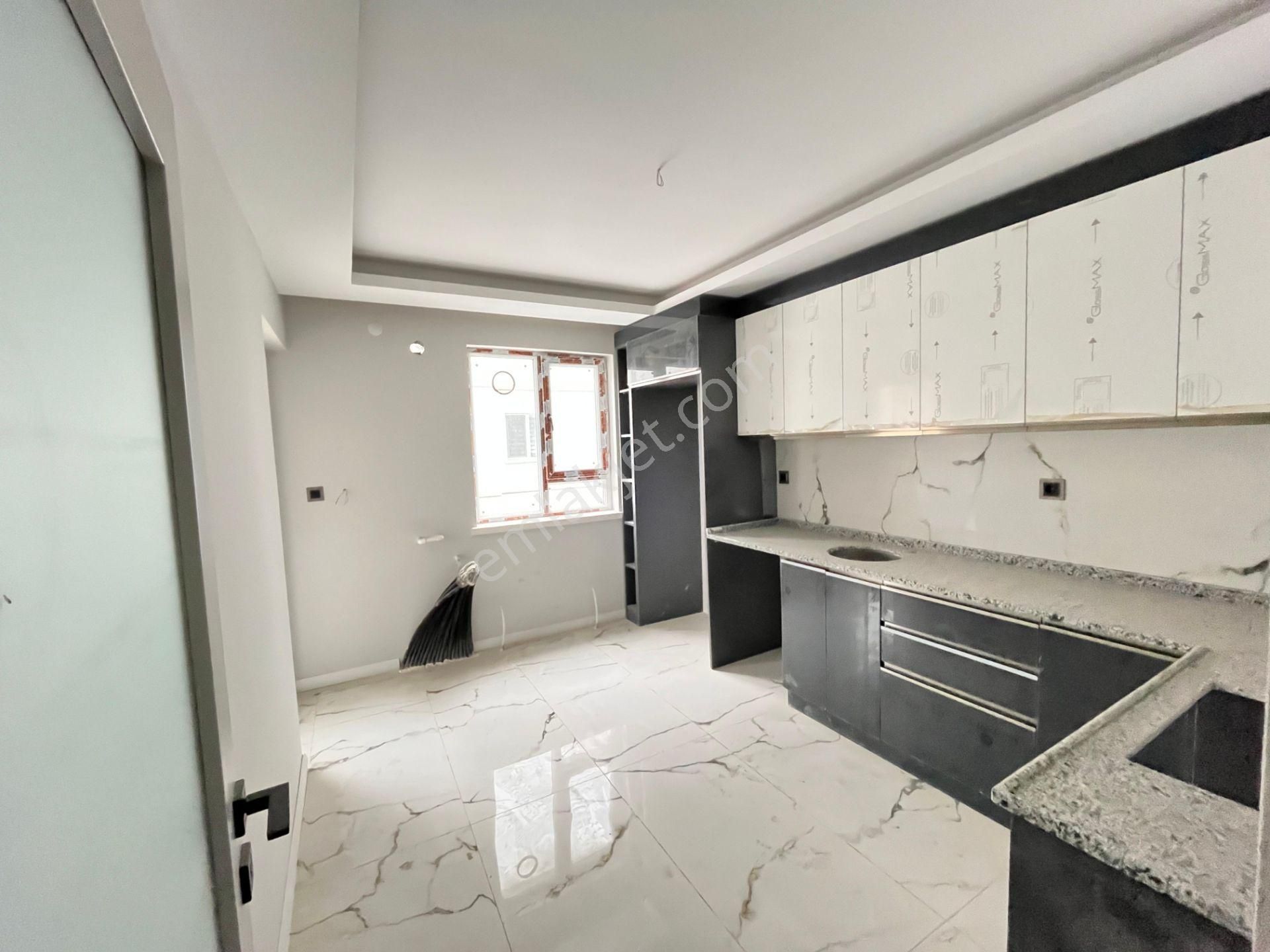 Kent'ten Neşetertaş Caddesi Cadde Üzerinde Teras Balkonlu 3+1 Daire *** - Görsel 21