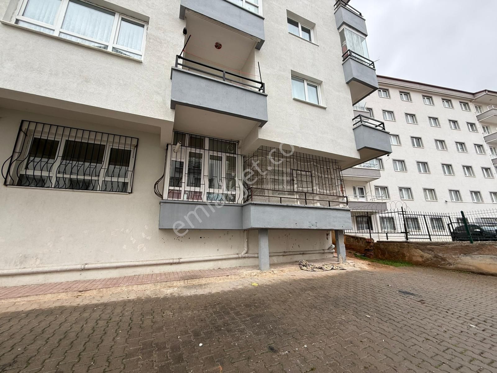 Kent'ten Şehitler Caddesinde 3+1 Fırsat Daire - Görsel 32