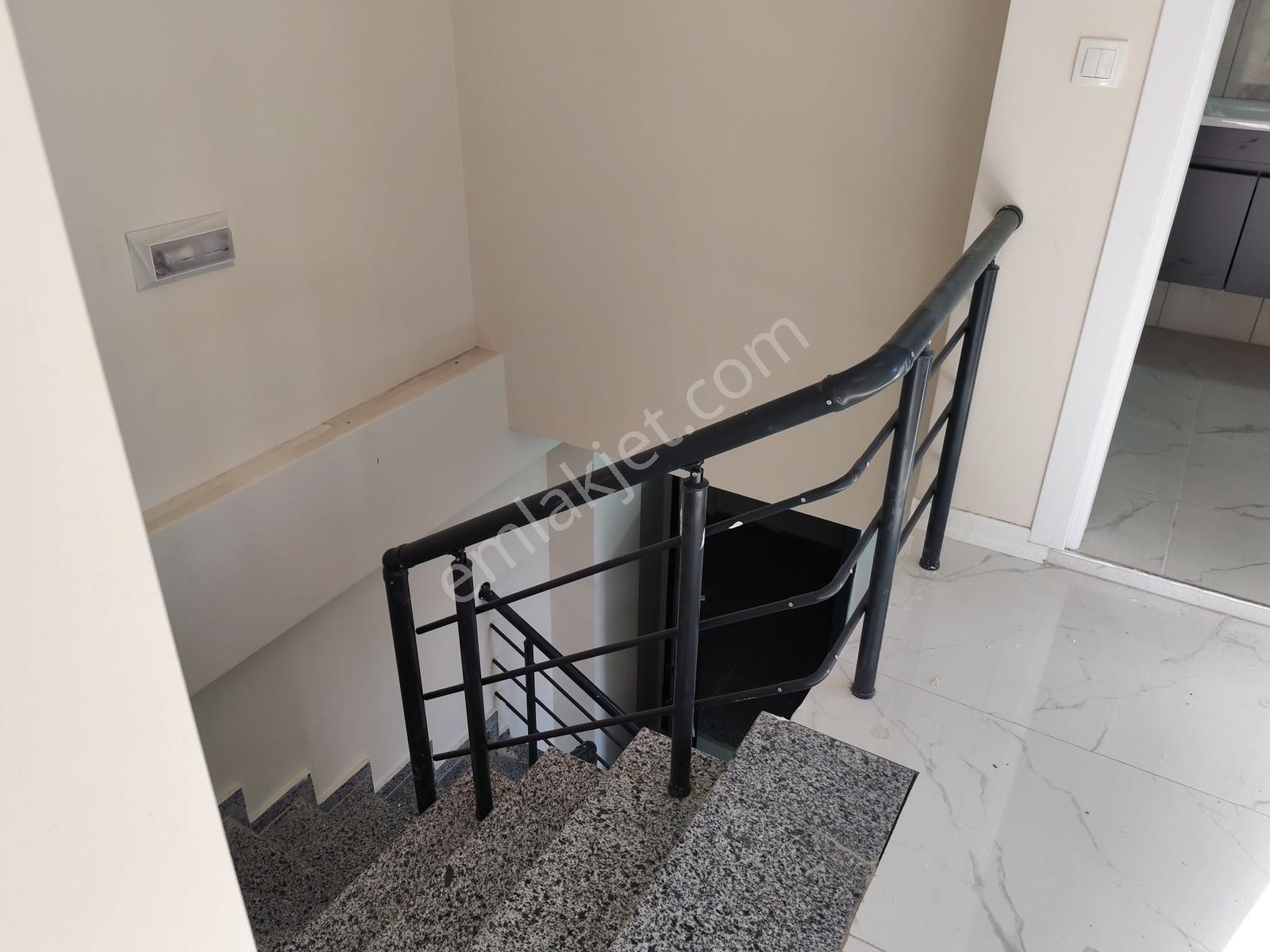 Arkun Gayrimenkul'den İbrikdere De Satılık 3+1 Çatı Dubleks - Görsel 4