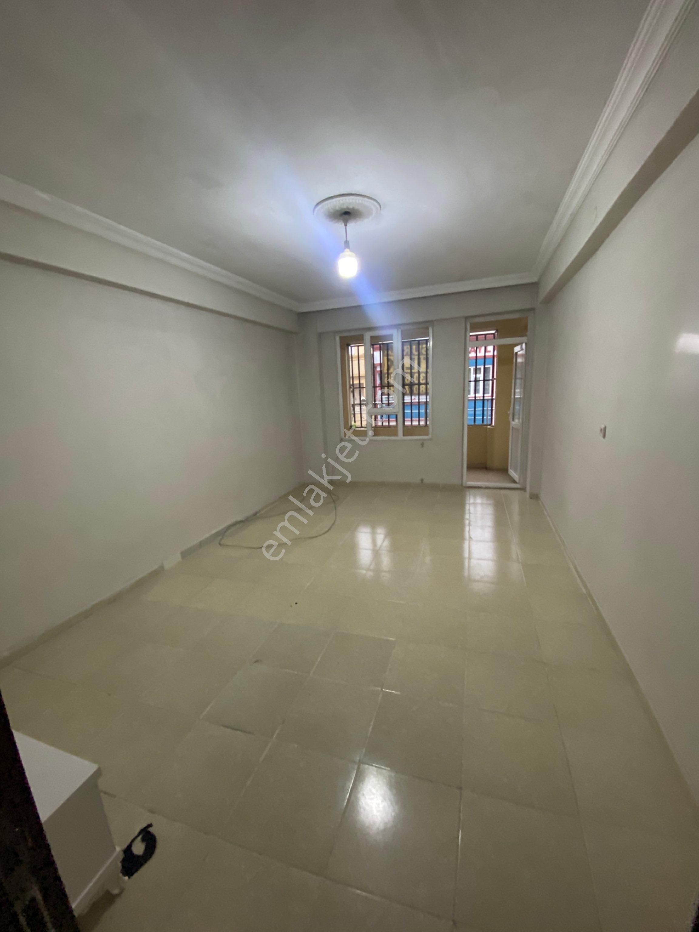 Ahmet Yesevide Satılık 2+1 Daire - Görsel 10