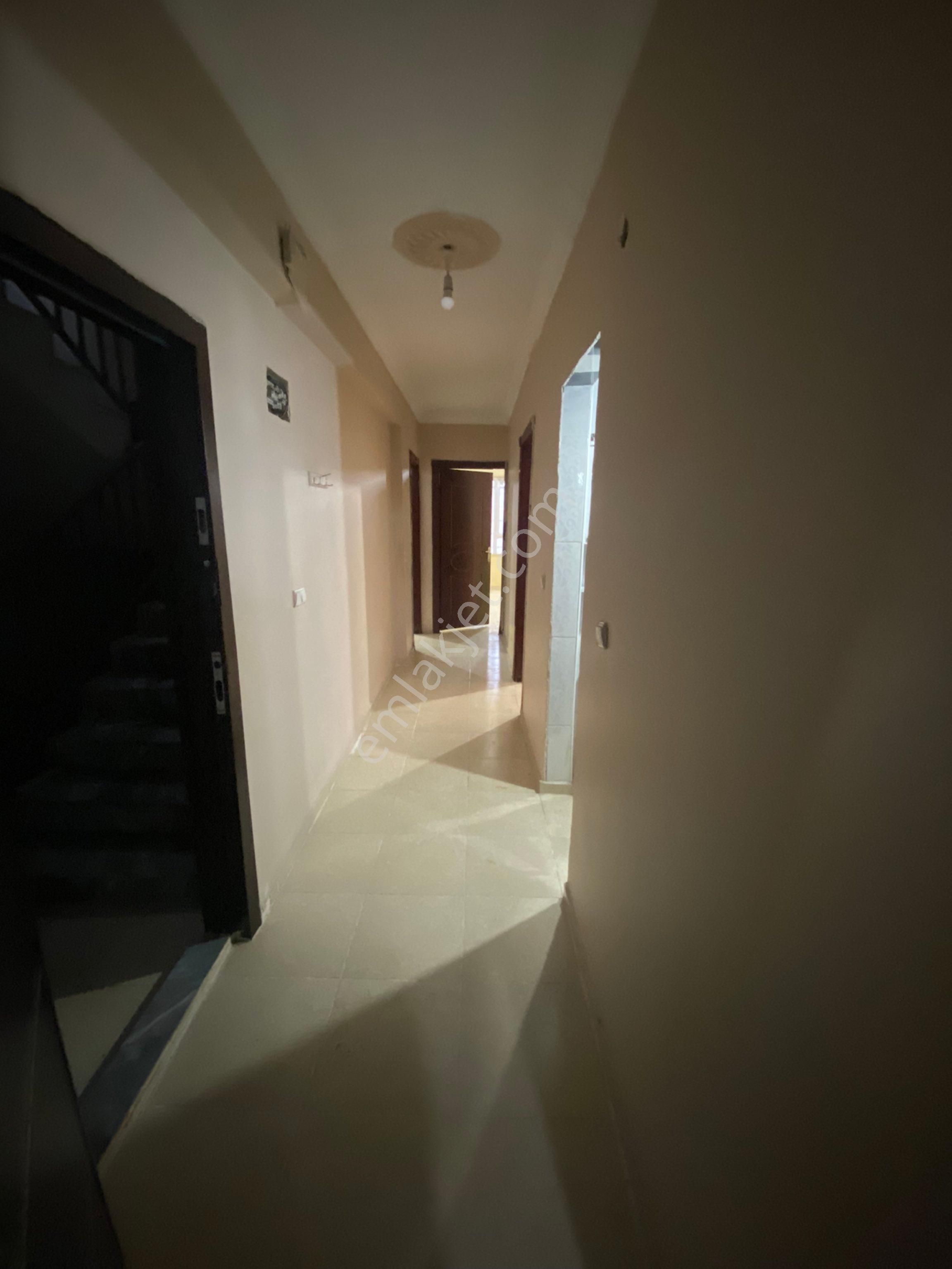 Ahmet Yesevide Satılık 2+1 Daire - Görsel 8