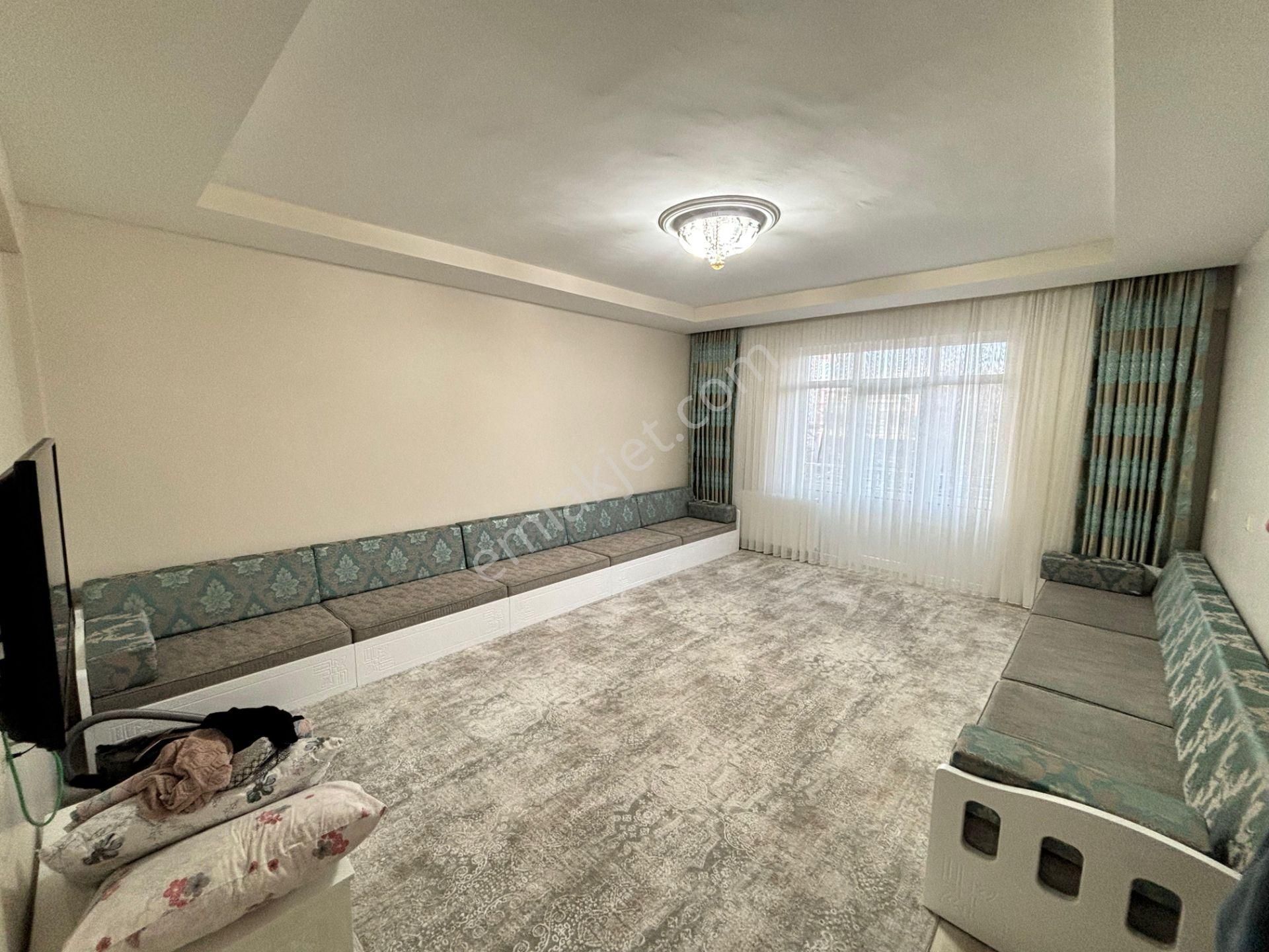 Emin Gyo'dan Karaaslan'da Geniş 3+1 Satılık Daire - Görsel 3