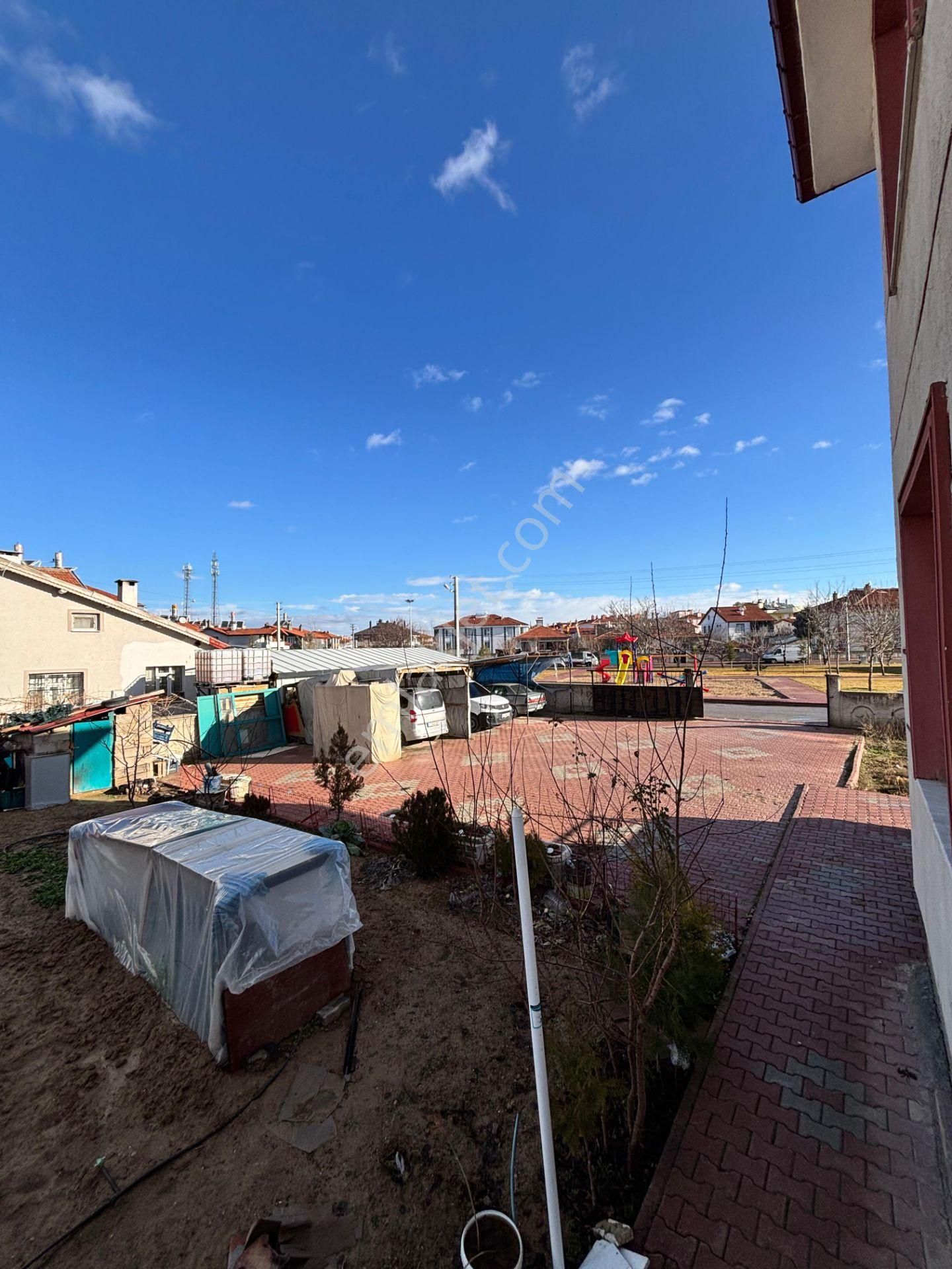 Emin Gyo'dan Karaaslan'da Geniş 3+1 Satılık Daire - Görsel 17