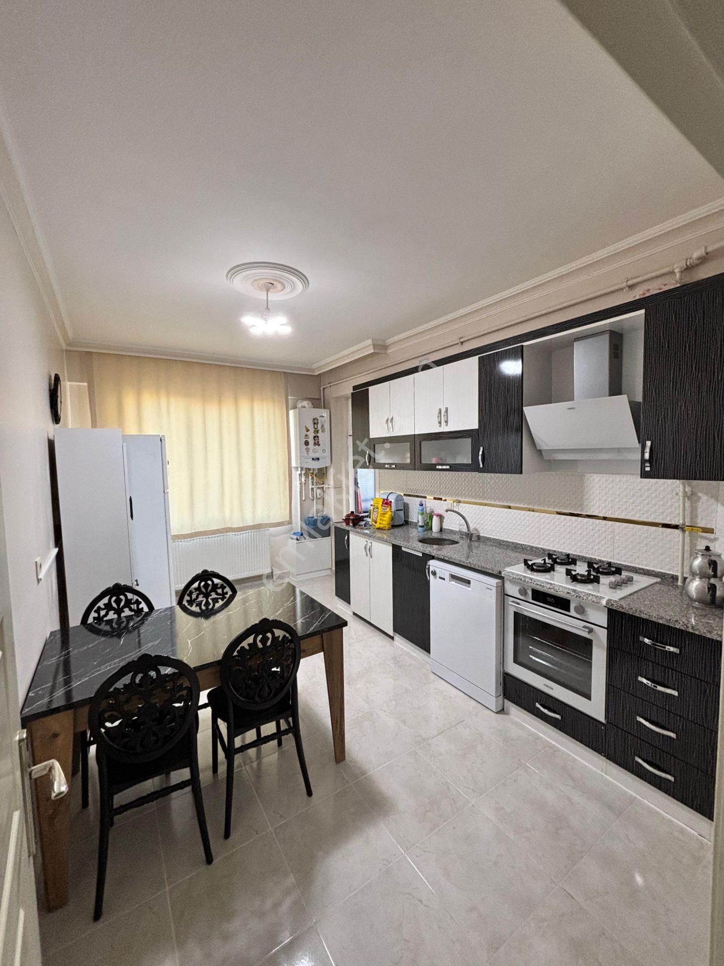 Emin Gyo'dan Karaaslan'da Geniş 3+1 Satılık Daire