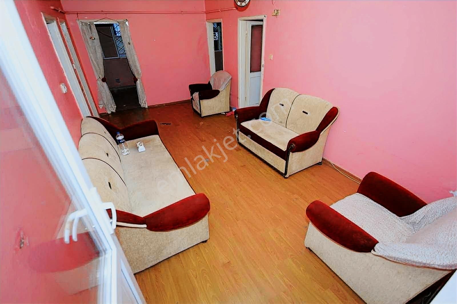 Tuzla Evliya Çelebide Merkezi Konumda 3+1 Satılık Daire