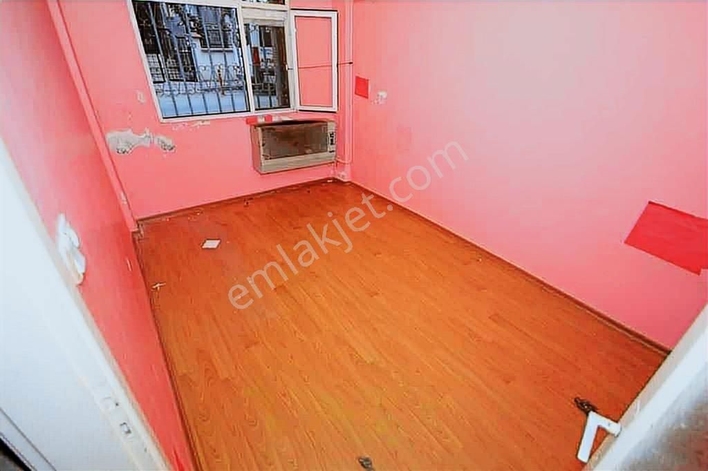 Tuzla Evliya Çelebide Belediye'ye Yakın 3+1 Satılık Fırsat Daire - Görsel 9