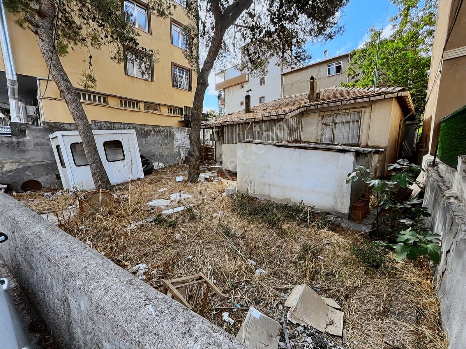 Pendik Esenyalıda 230 M2 İnşaat Ruhsatı Hazır Satılık Arsa - Görsel 3