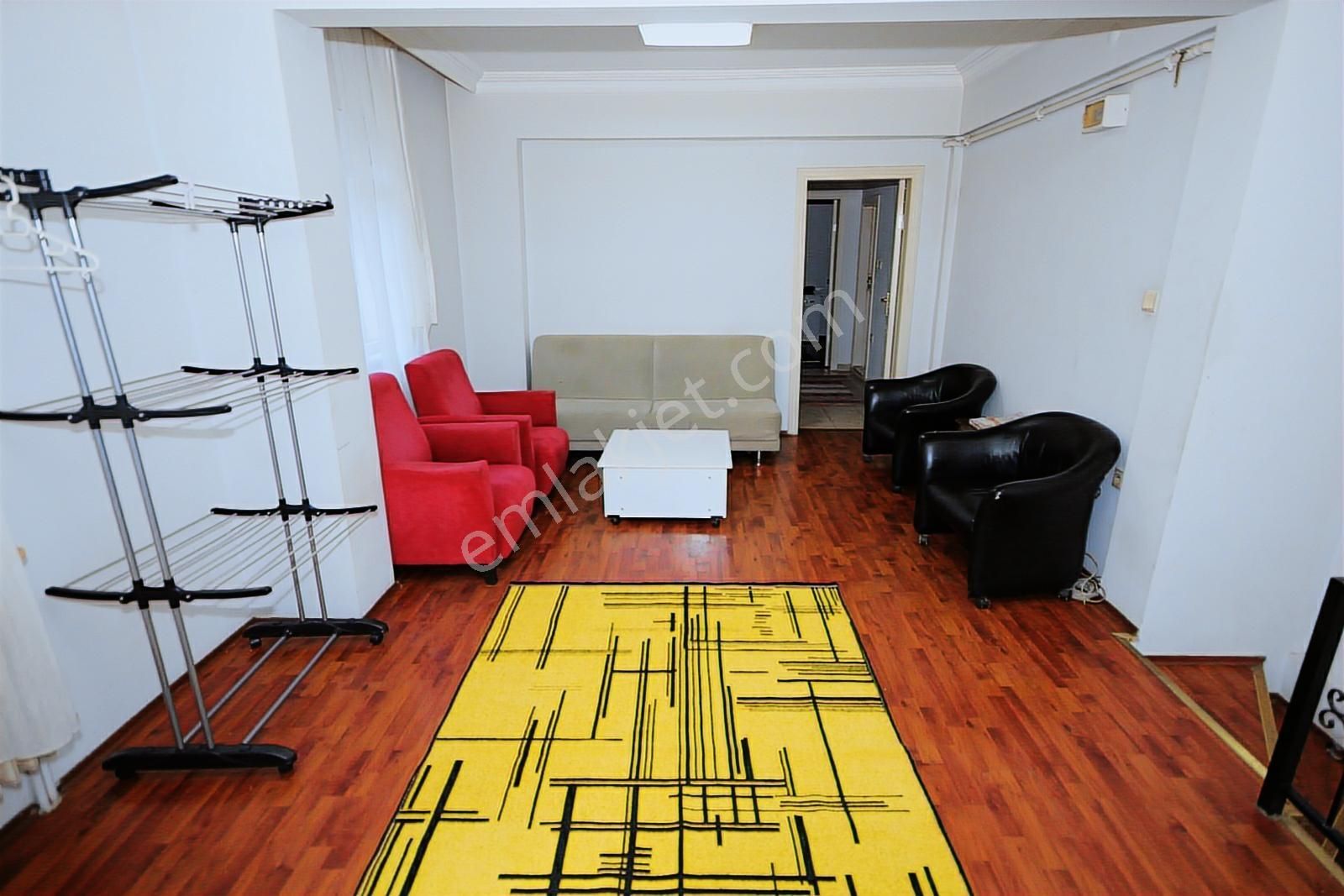 İstasyonda Müstakil Girişli Cadde Üstü Eşyalı 3+1 Ters Dubleks - Görsel 14