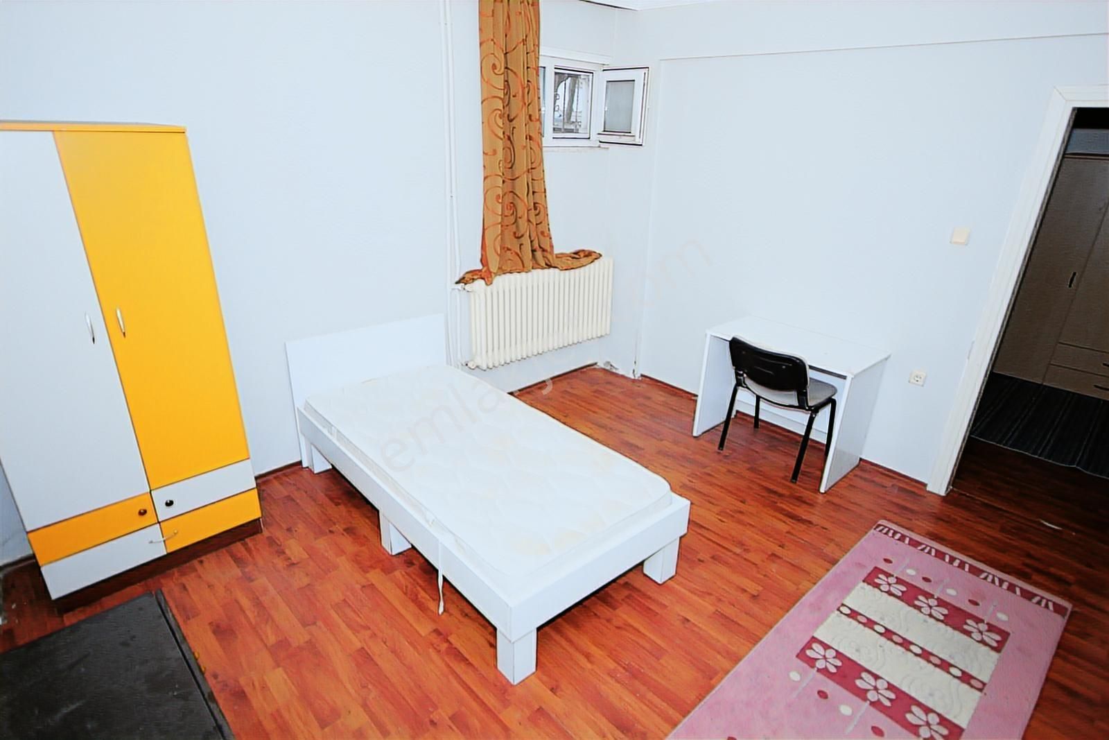 İstasyonda Müstakil Girişli Cadde Üstü Eşyalı 3+1 Ters Dubleks - Görsel 11