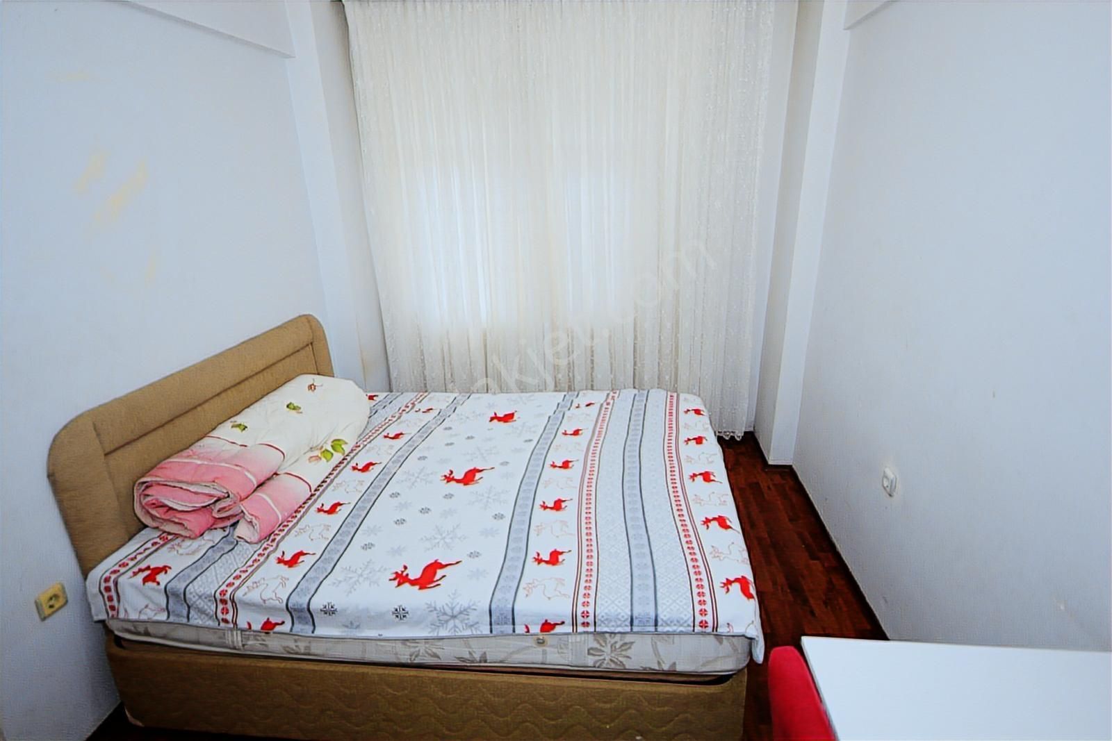 İstasyonda Müstakil Girişli Cadde Üstü Eşyalı 3+1 Ters Dubleks - Görsel 10