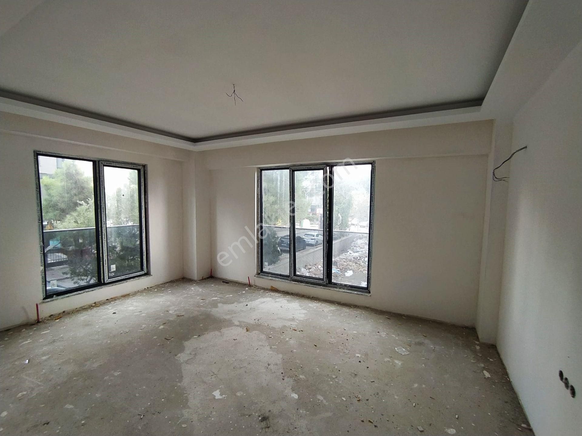 Mertcan Dan Kartal Metroya Yürüme 2+1 Arakat Sıfır Satılık Daire