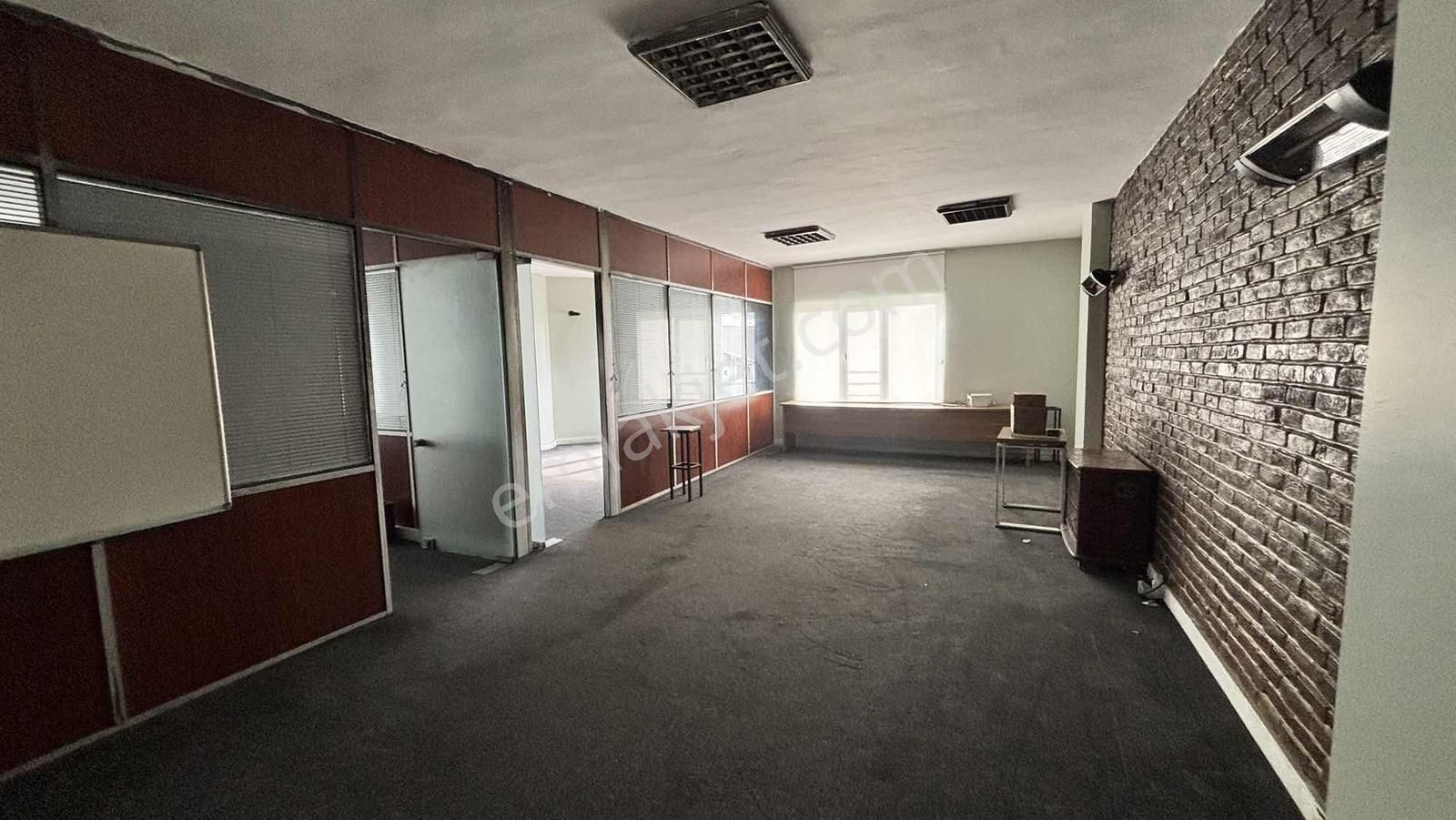 Tuzla Merkezde Cadde Üzeri Eşyalı Kiralık Ofis - Görsel 5