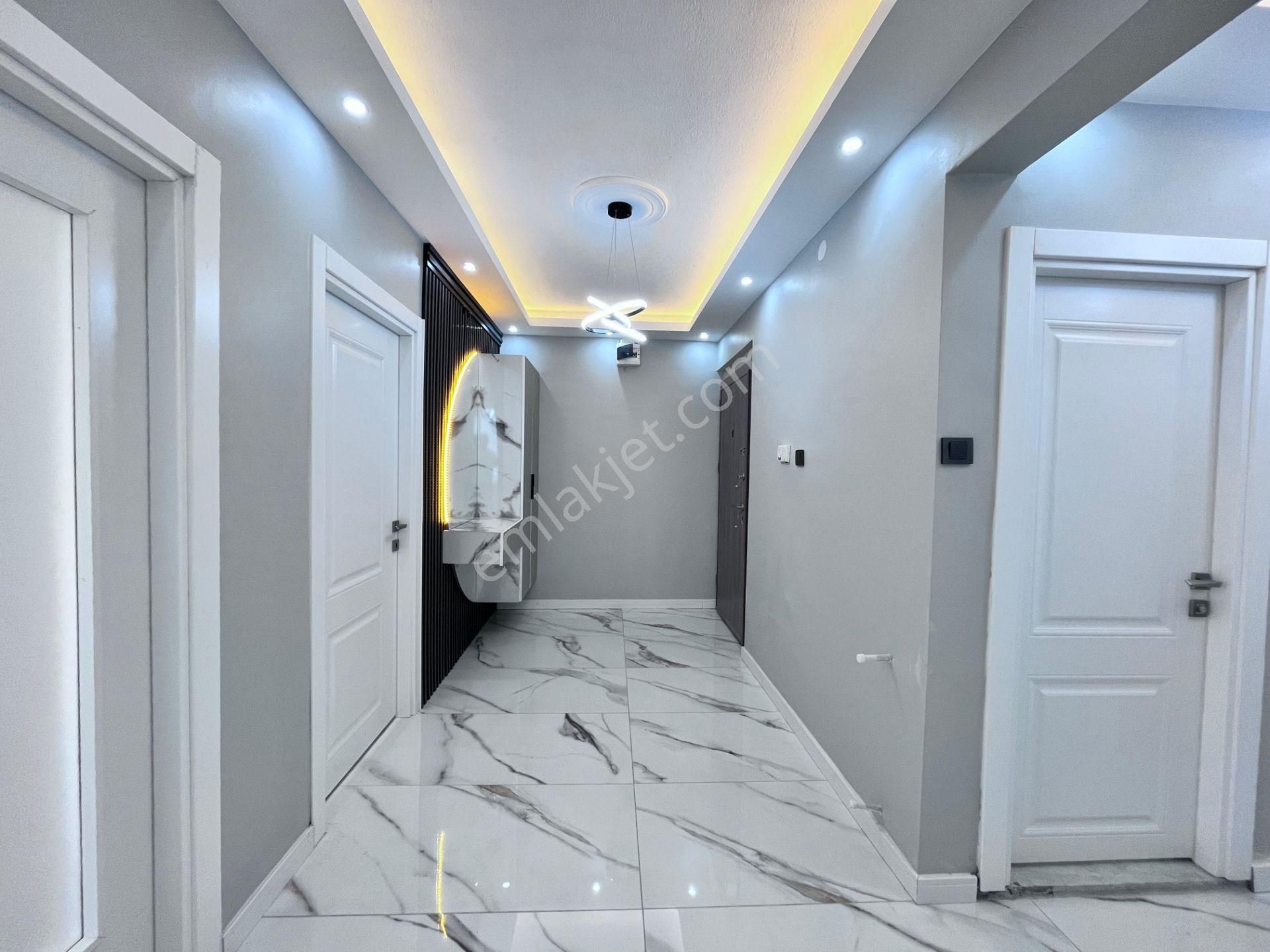 Parstan Altınkumda Ön Cephe Ara Kat Ayrı Mutfak Modern 2+1 Daire - Görsel 26