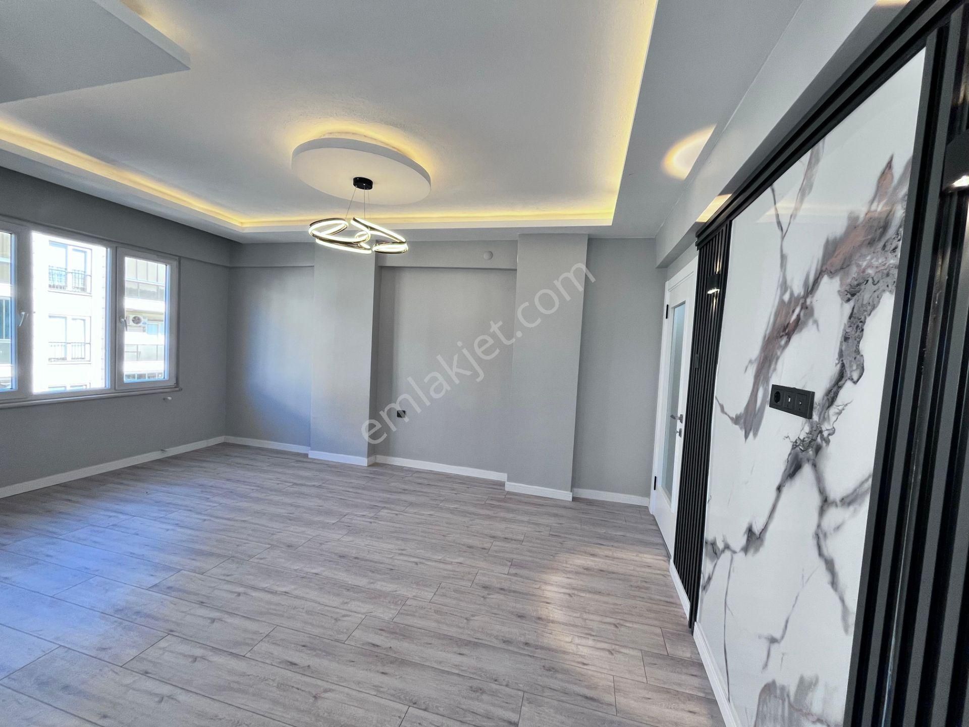 Parstan Altınkumda Ön Cephe Ara Kat Ayrı Mutfak Modern 2+1 Daire - Görsel 2