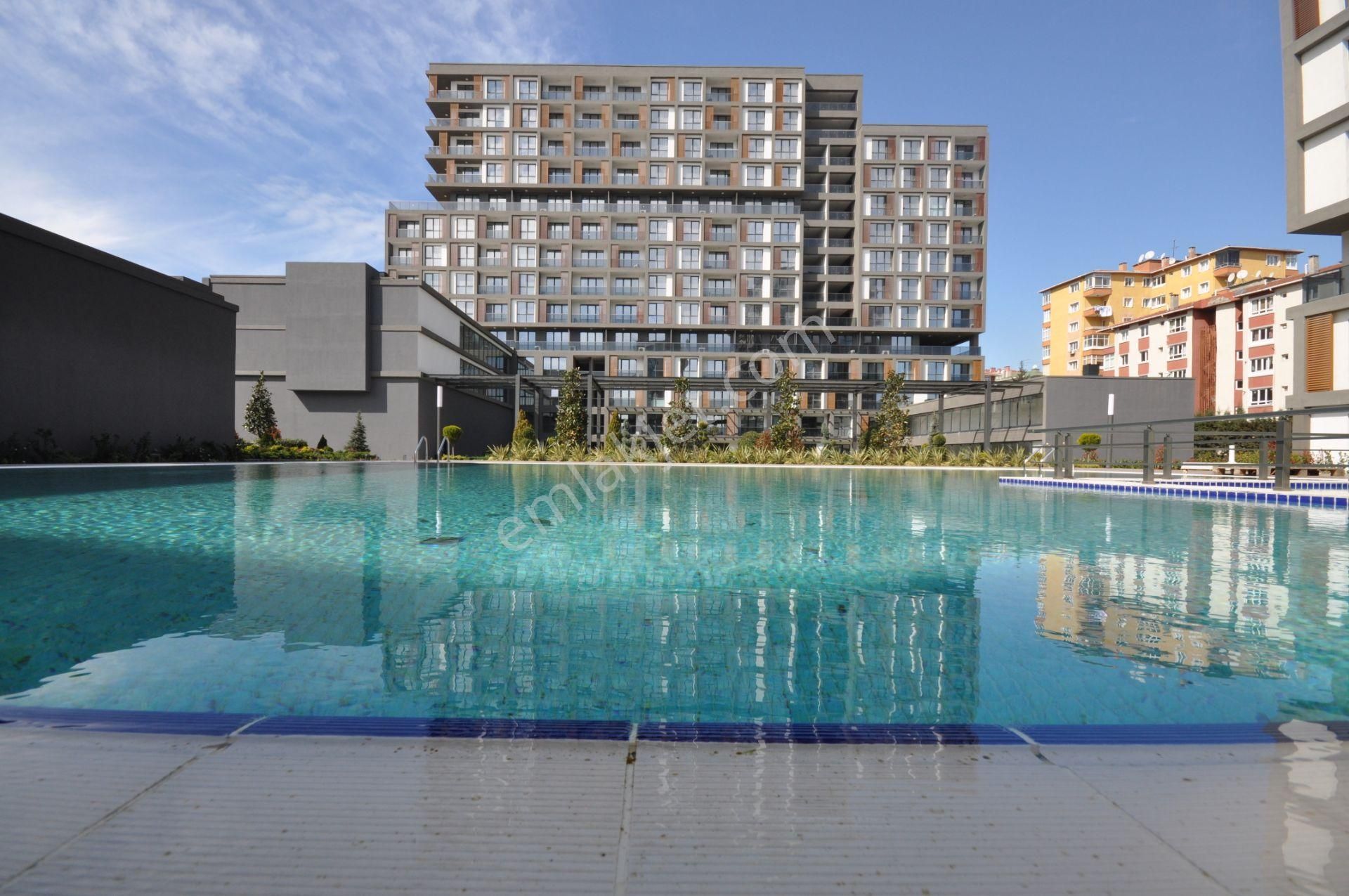 İstanbul House'dan Toya Moda Sitesinde 1+0 Eşyalı Ara Kat Daire - Görsel 25
