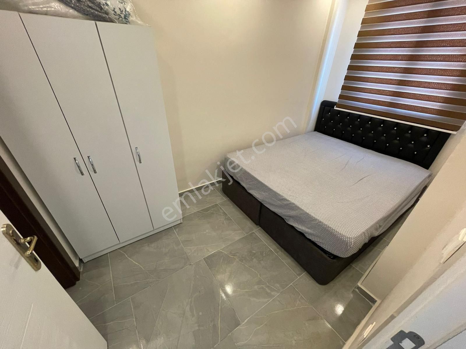 Baraj Yolu Civarı Kiralık Eşyalı Daire Geniş Oturumlu 1+1baraj - Görsel 2