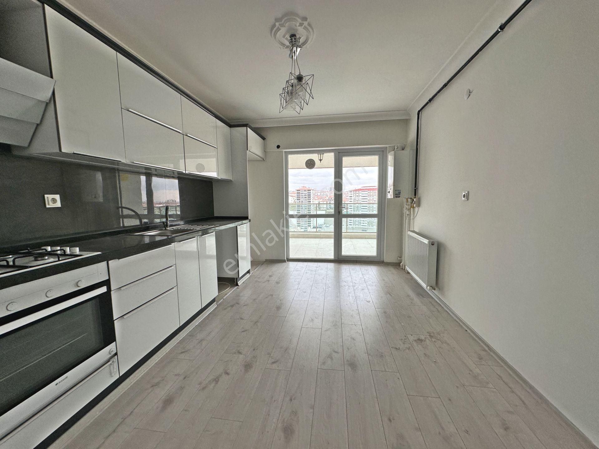 Hürel Düzlükte Site İçinde Full Yapılı Manzaralı 3+1 Satılık Daire - Görsel 3