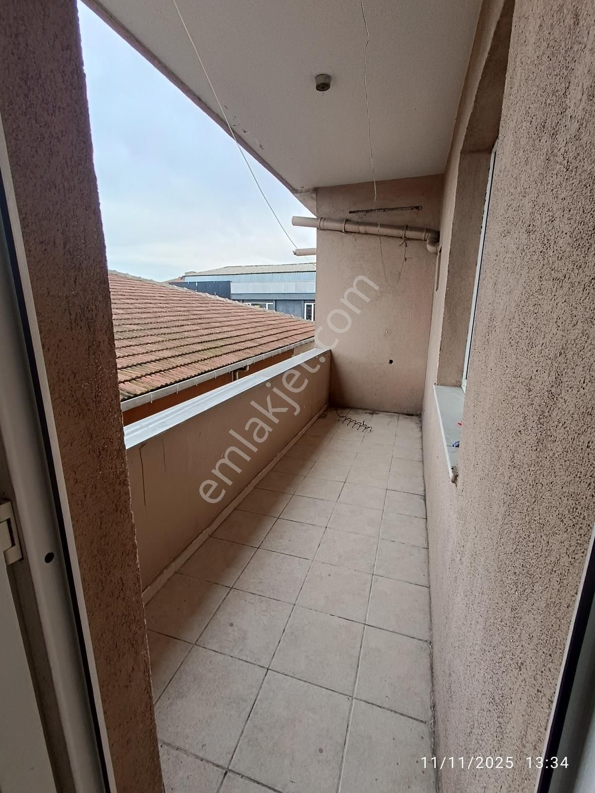Sancaktepe Meclis Mah Kiralık 3+1 Ara Kat - Görsel 4