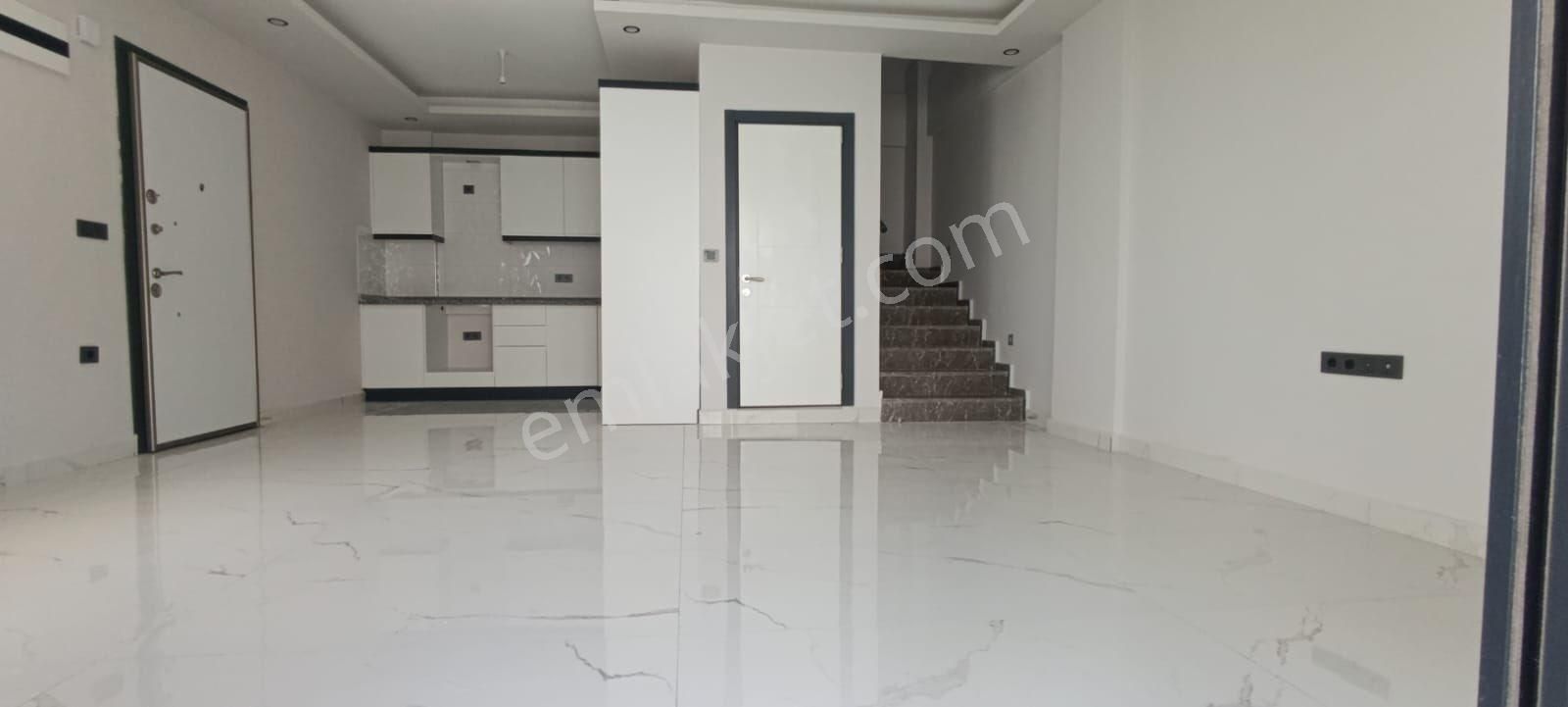 Efeler Mah. Havuzlu Site İçerisinde Uygun Fiyatlı 3+1 Villa - Görsel 29