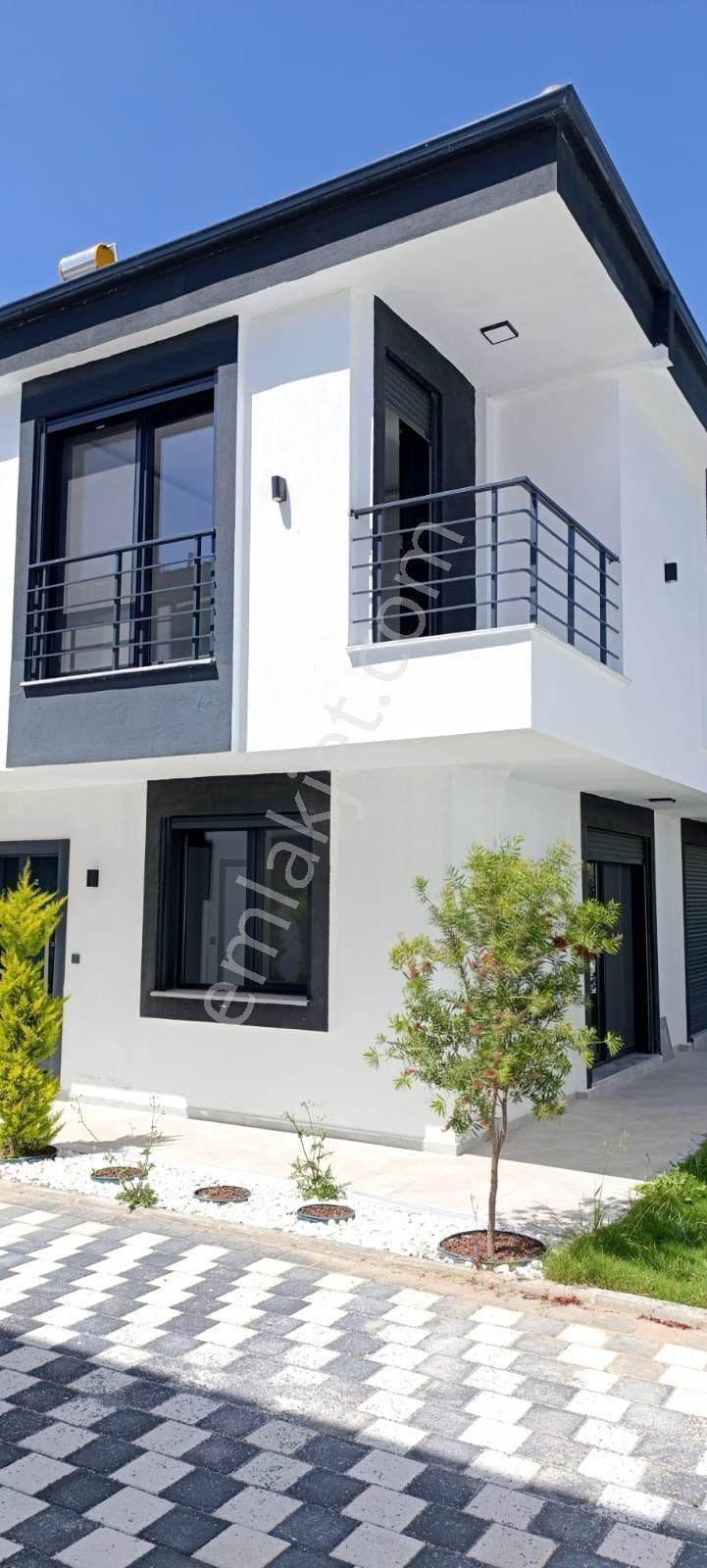 Efeler Mah. Havuzlu Site İçerisinde Uygun Fiyatlı 3+1 Villa - Görsel 6