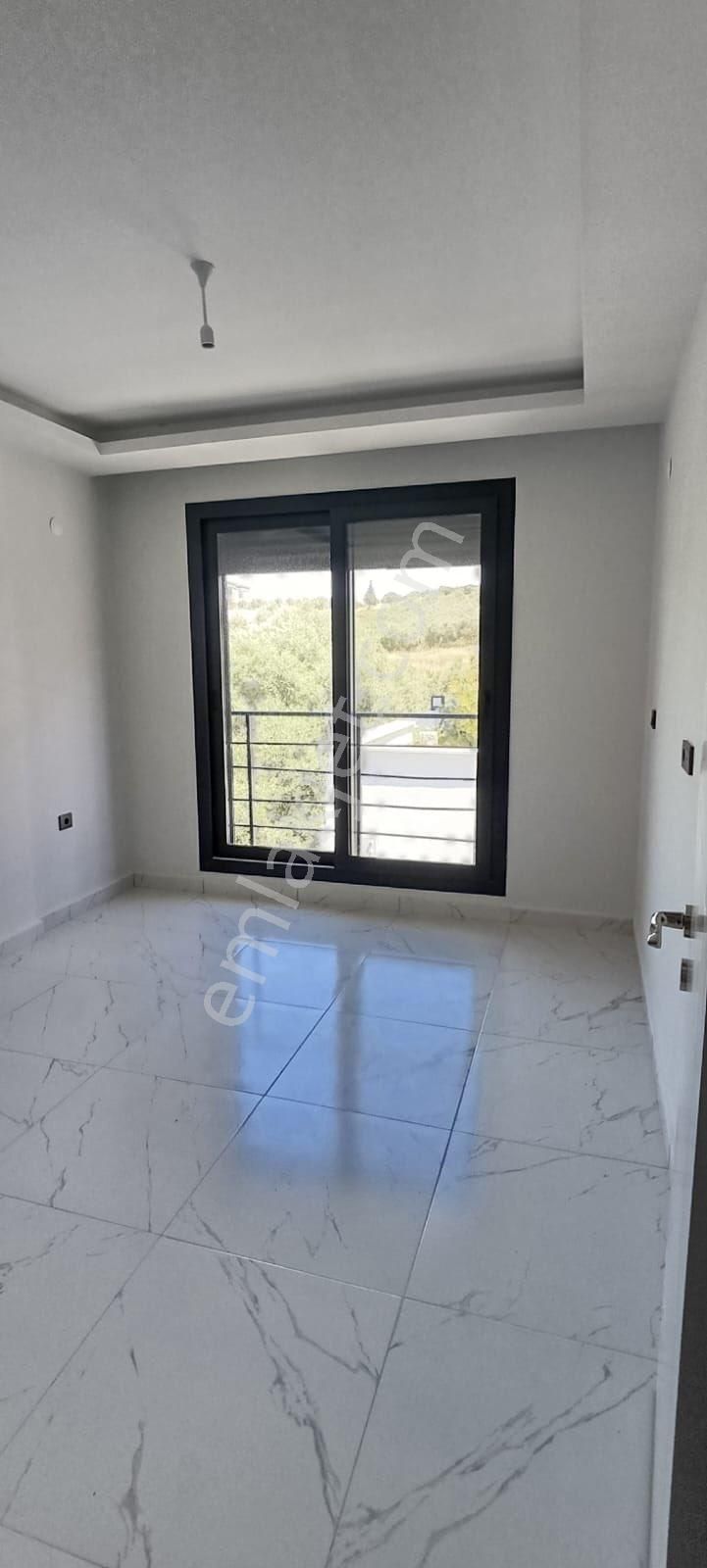 Efeler Mah. Havuzlu Site İçerisinde Uygun Fiyatlı 3+1 Villa - Görsel 7