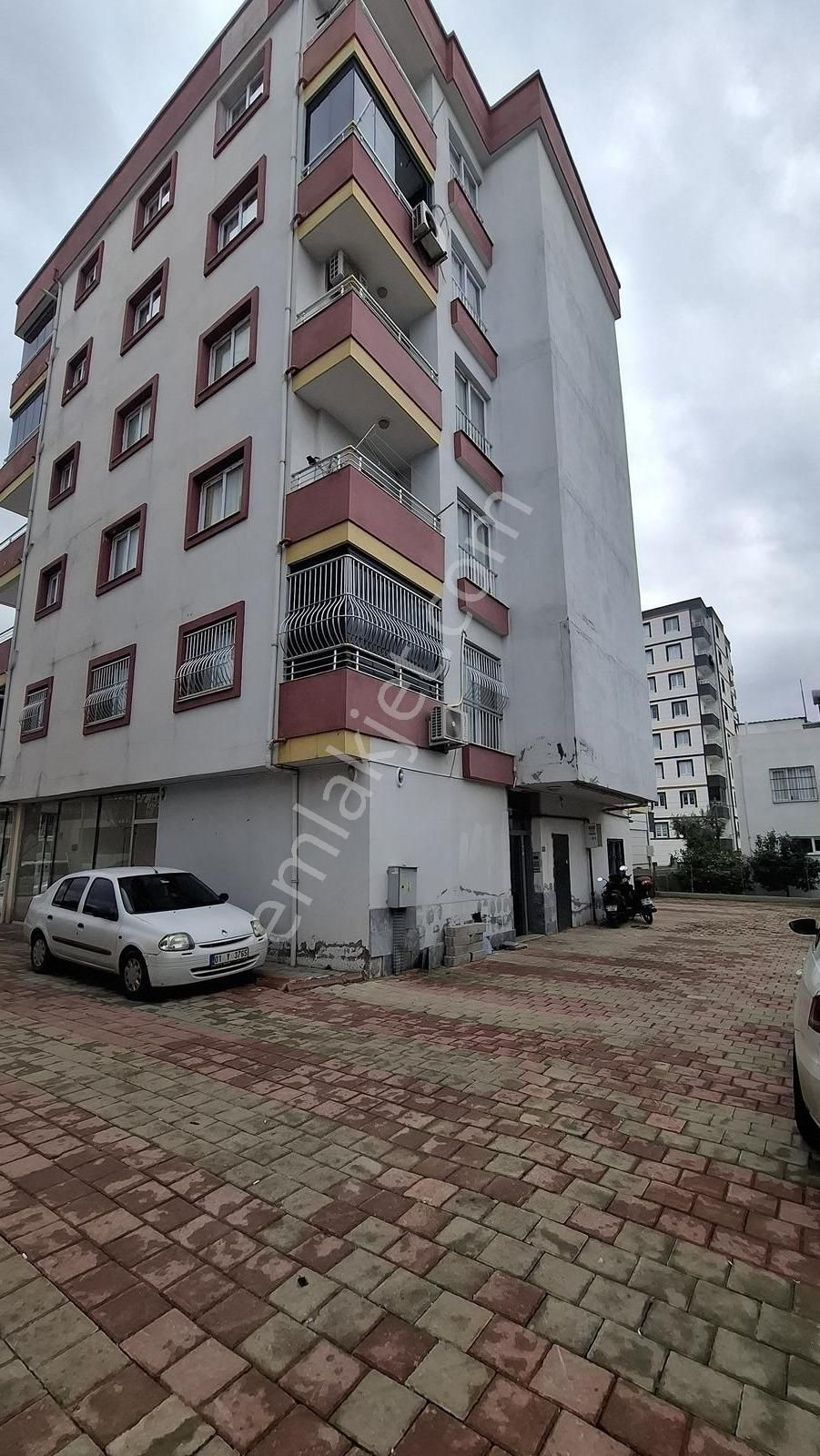 Adana Sarıçam Orhangazi Mah.de Satılık 3+1 Daire