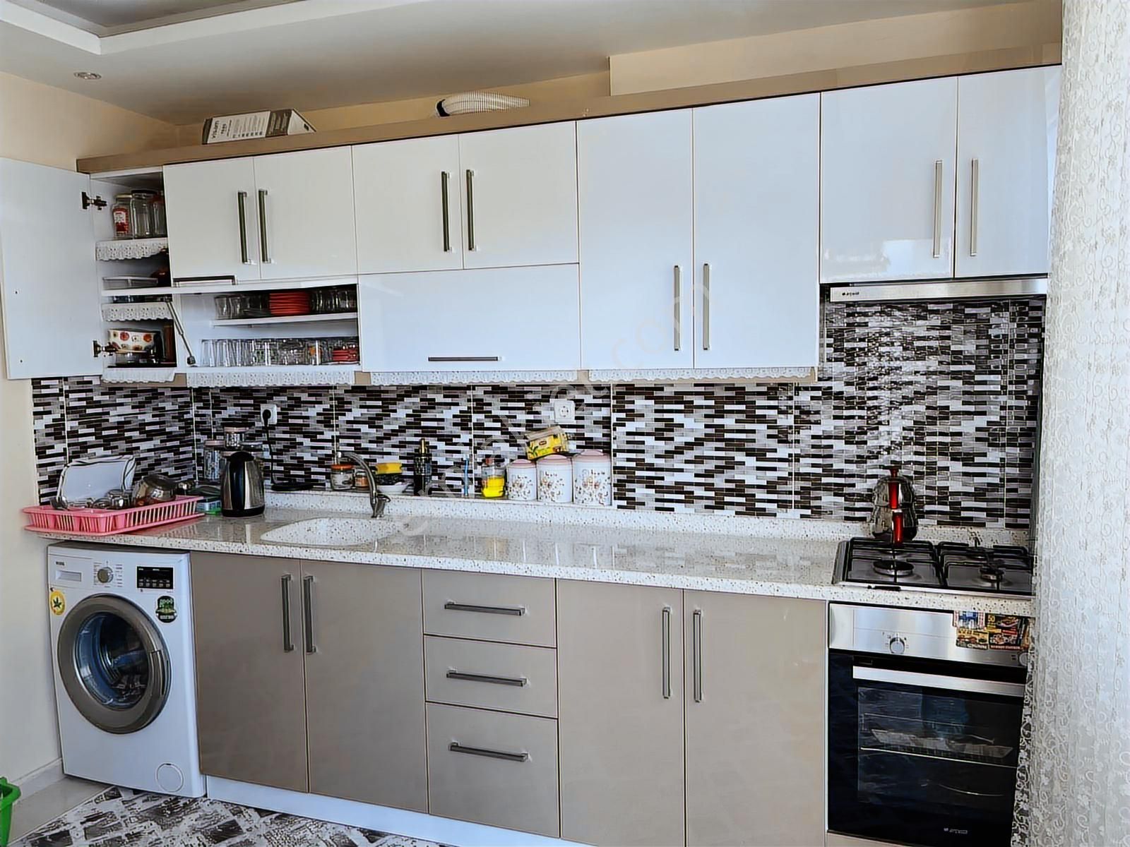 Bahçeşehir Mh. 2+1 Yatay Mimari Çok Temiz Dairemiz Satılıktır.