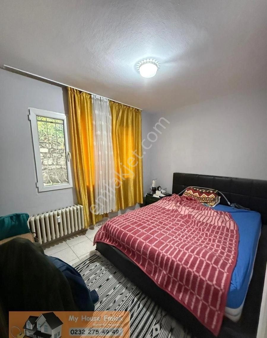 Konak Güzelyalı'da | Poligon Merkezi Konumda | 3+1 Daire - Görsel 14