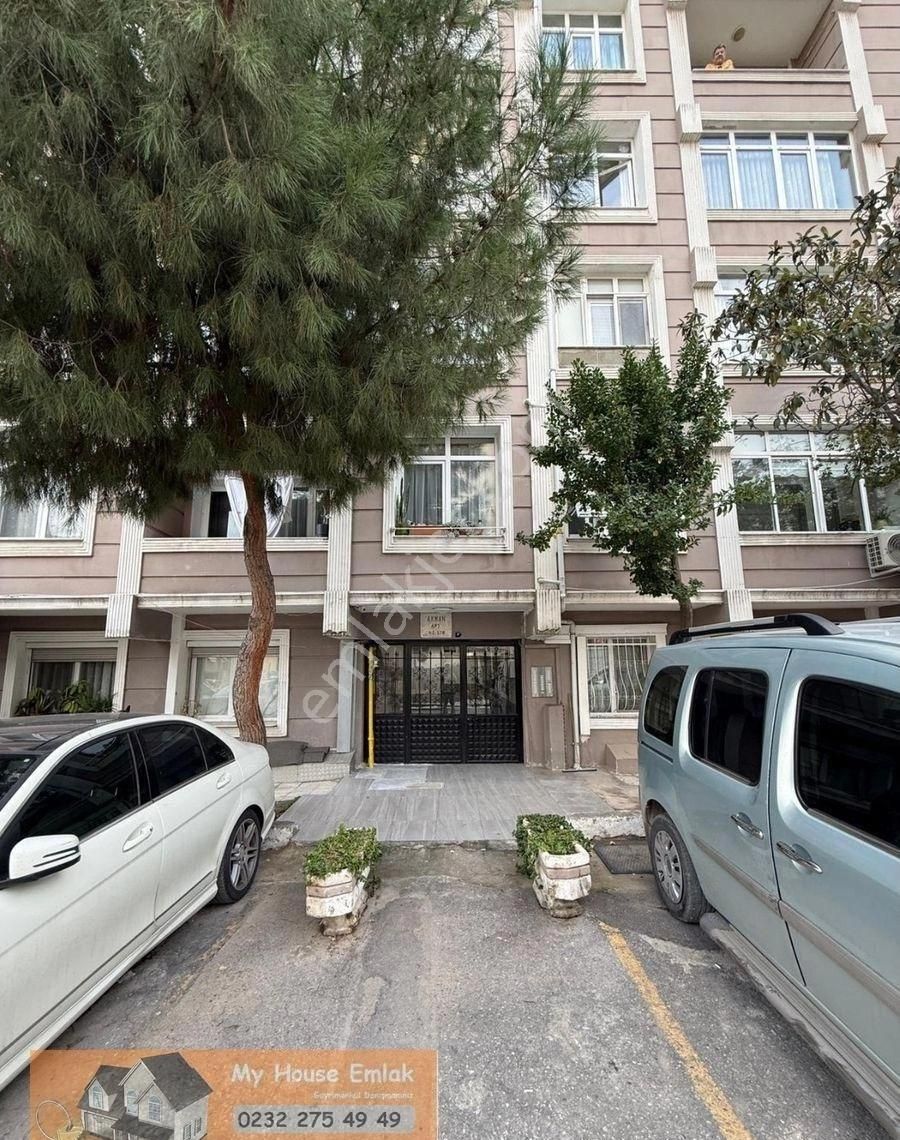 Konak Güzelyalı'da | Poligon Merkezi Konumda | 3+1 Daire - Görsel 3