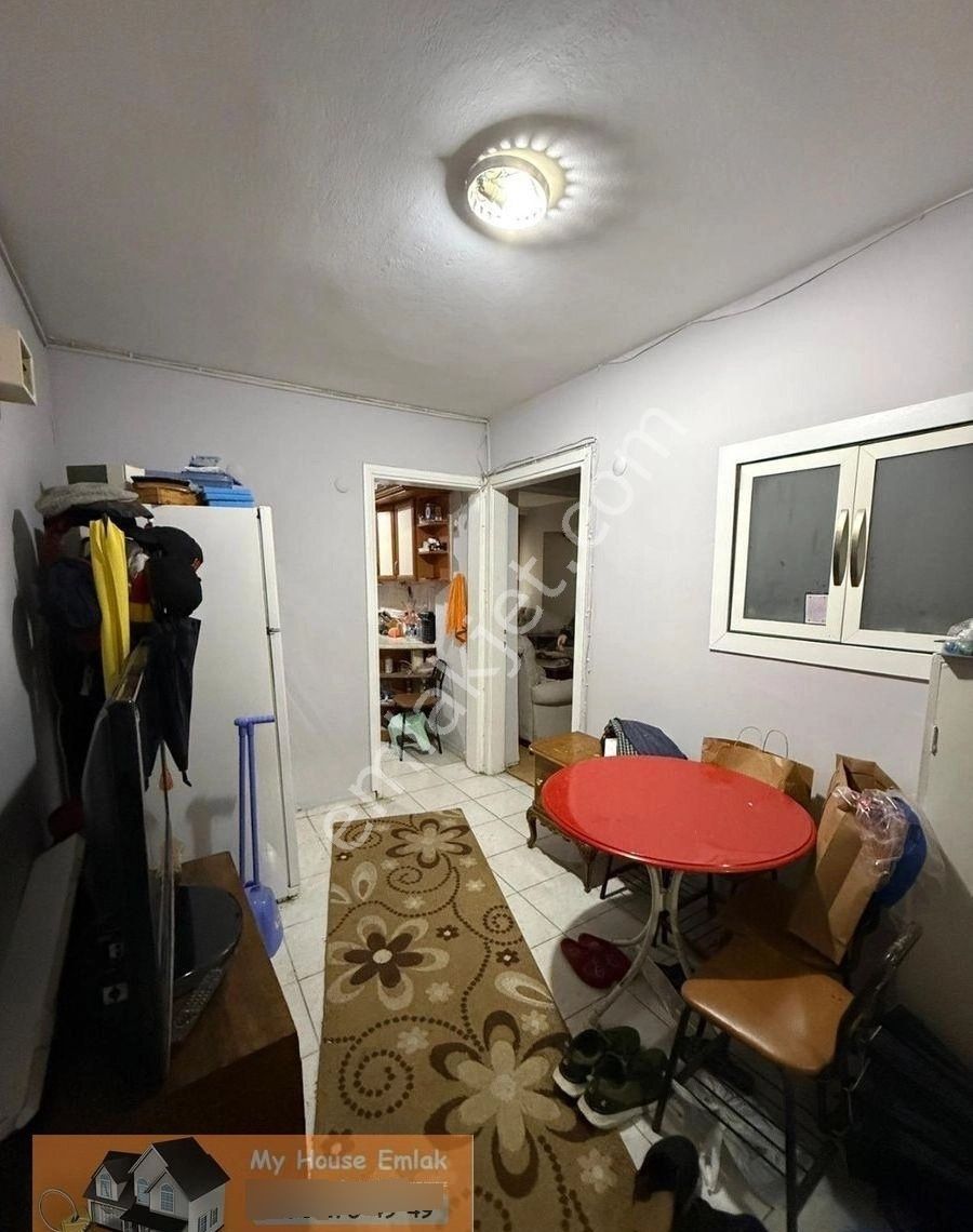 Konak Güzelyalı'da | Poligon Merkezi Konumda | 3+1 Daire - Görsel 15