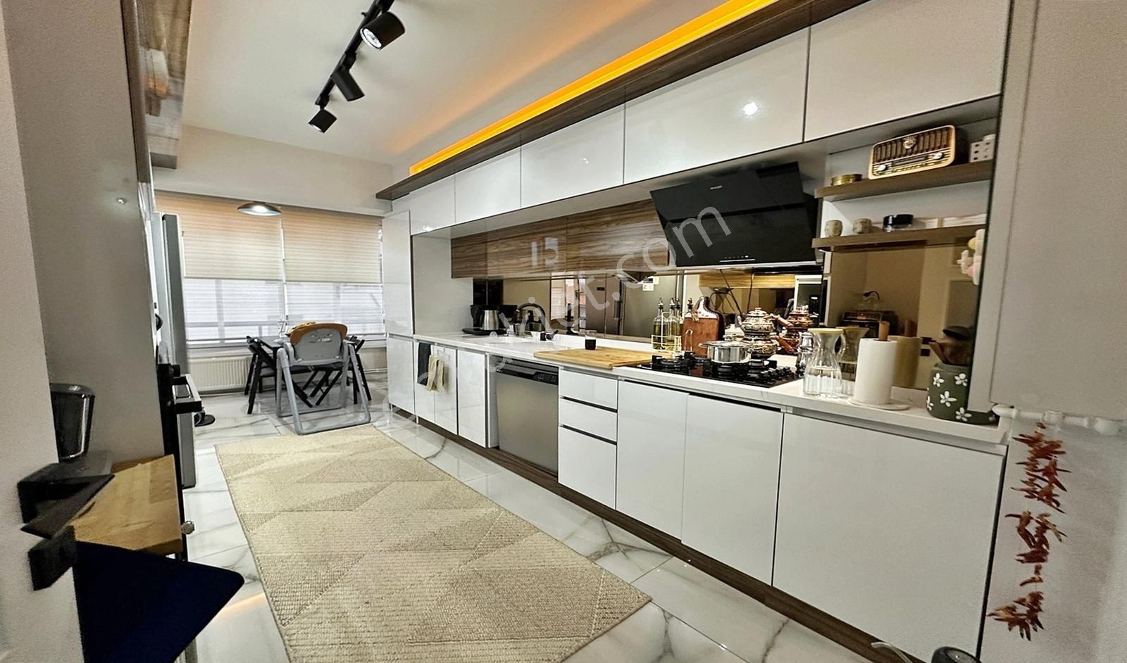 Yasa'dan Kafkaslar'da 3.kat Site'de 3+1 E.banyolu Full Yapılı !! - Görsel 31