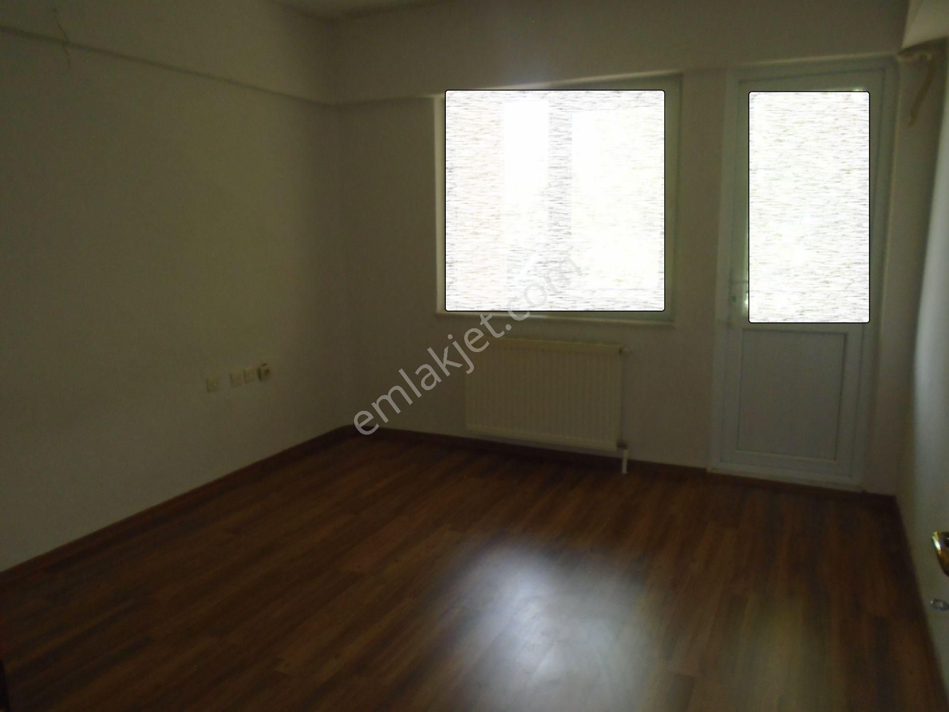 Ender Uysal Gayrimenden Siteler Mahallesin De 2+1 Balkonlu Geniş Daire... - Görsel 18