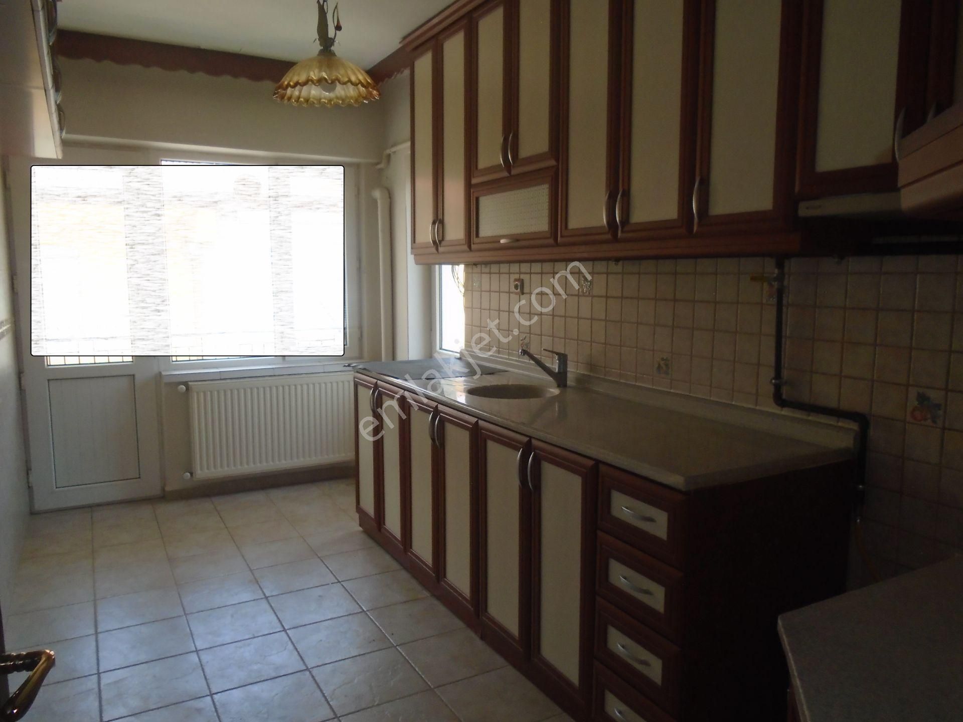 Ender Uysal Gayrimenden Siteler Mahallesin De 2+1 Balkonlu Geniş Daire... - Görsel 5