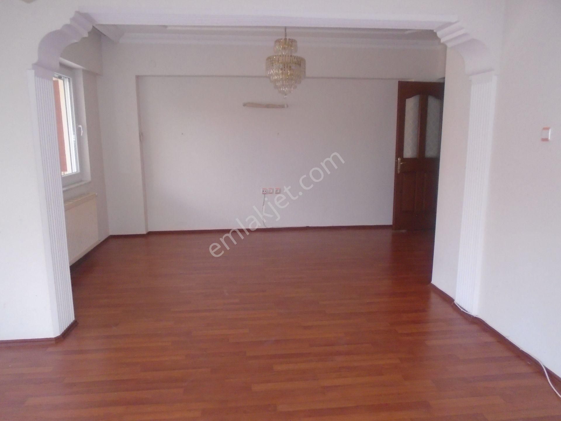 Ender Uysal Gayrimenden Siteler Mahallesin De 2+1 Balkonlu Geniş Daire... - Görsel 12