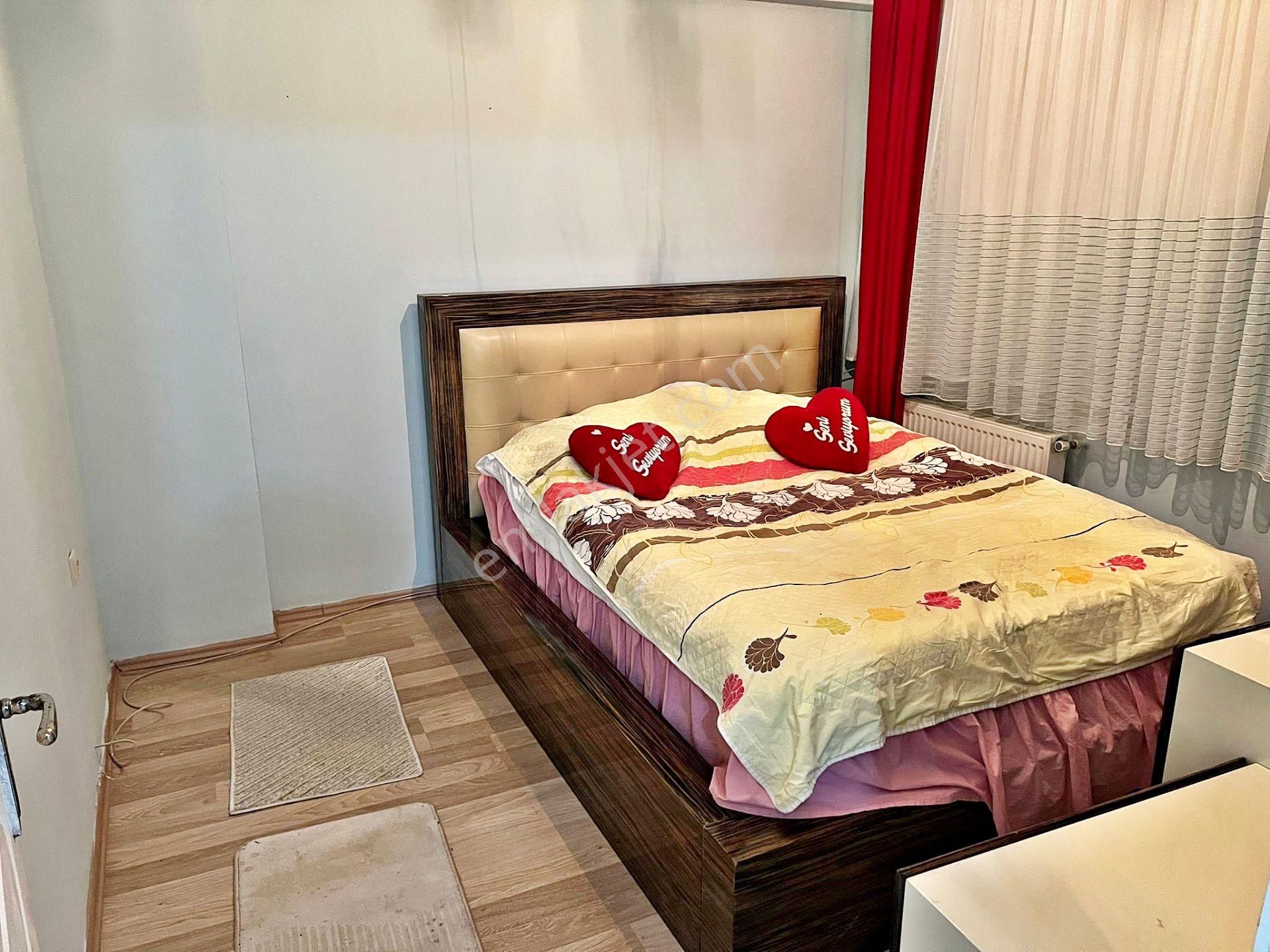 Çınar Mahallesinde 2+1 Kiralık Ara Kat Daire - Görsel 3