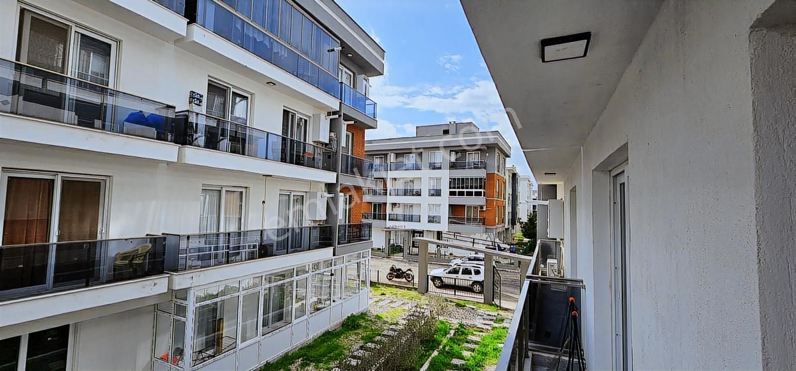 Seyrek Ahb Evleri Sitesinde Eşyalı 1+1 Kiralık Daire - Görsel 3