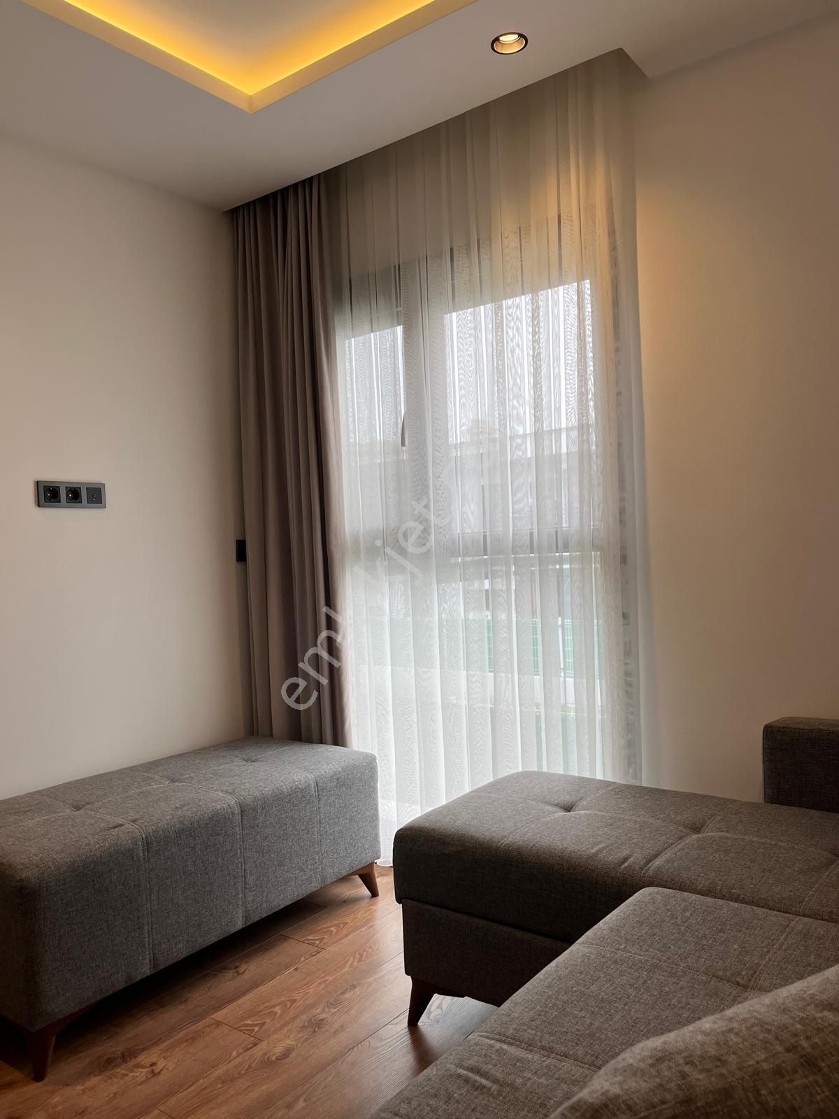 Kuşadası Yavansuda Köşe Konumlu, Bahçeli, Bakımlı Dubleks Villa - Görsel 14