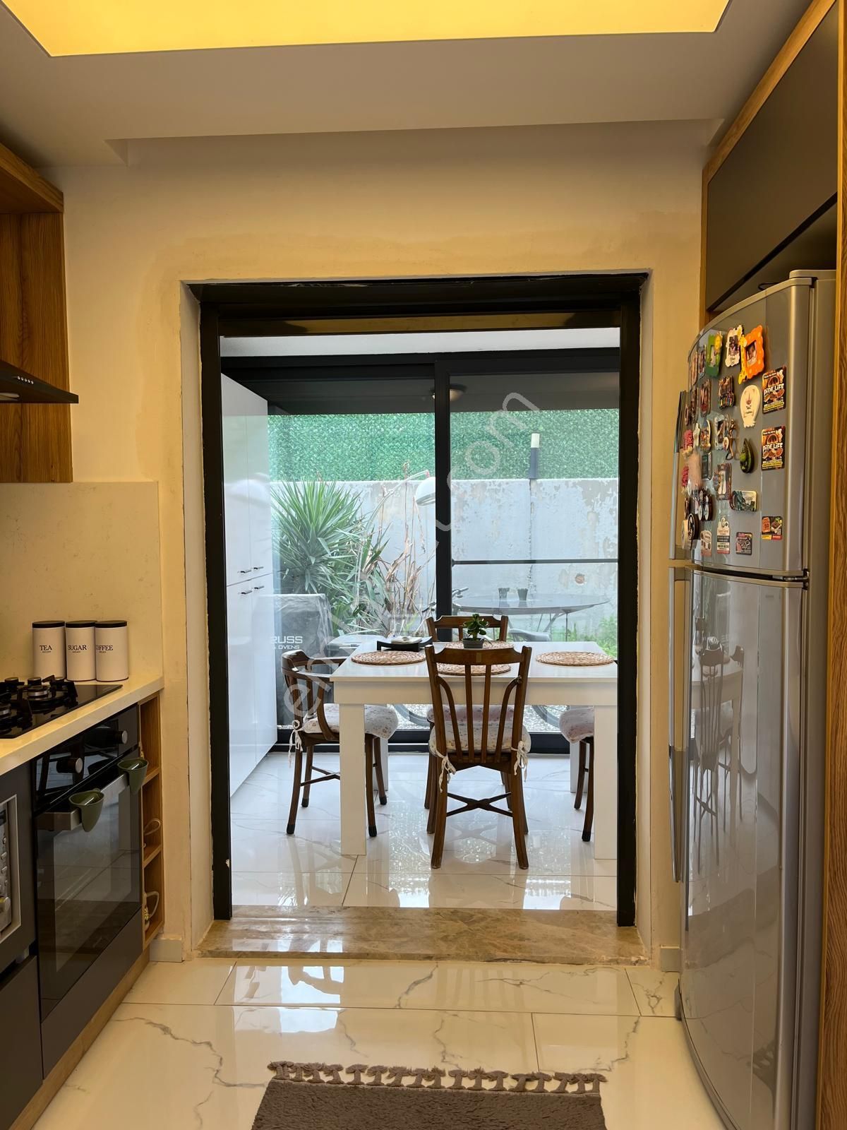 Kuşadası Yavansuda Köşe Konumlu, Bahçeli, Bakımlı Dubleks Villa - Görsel 11