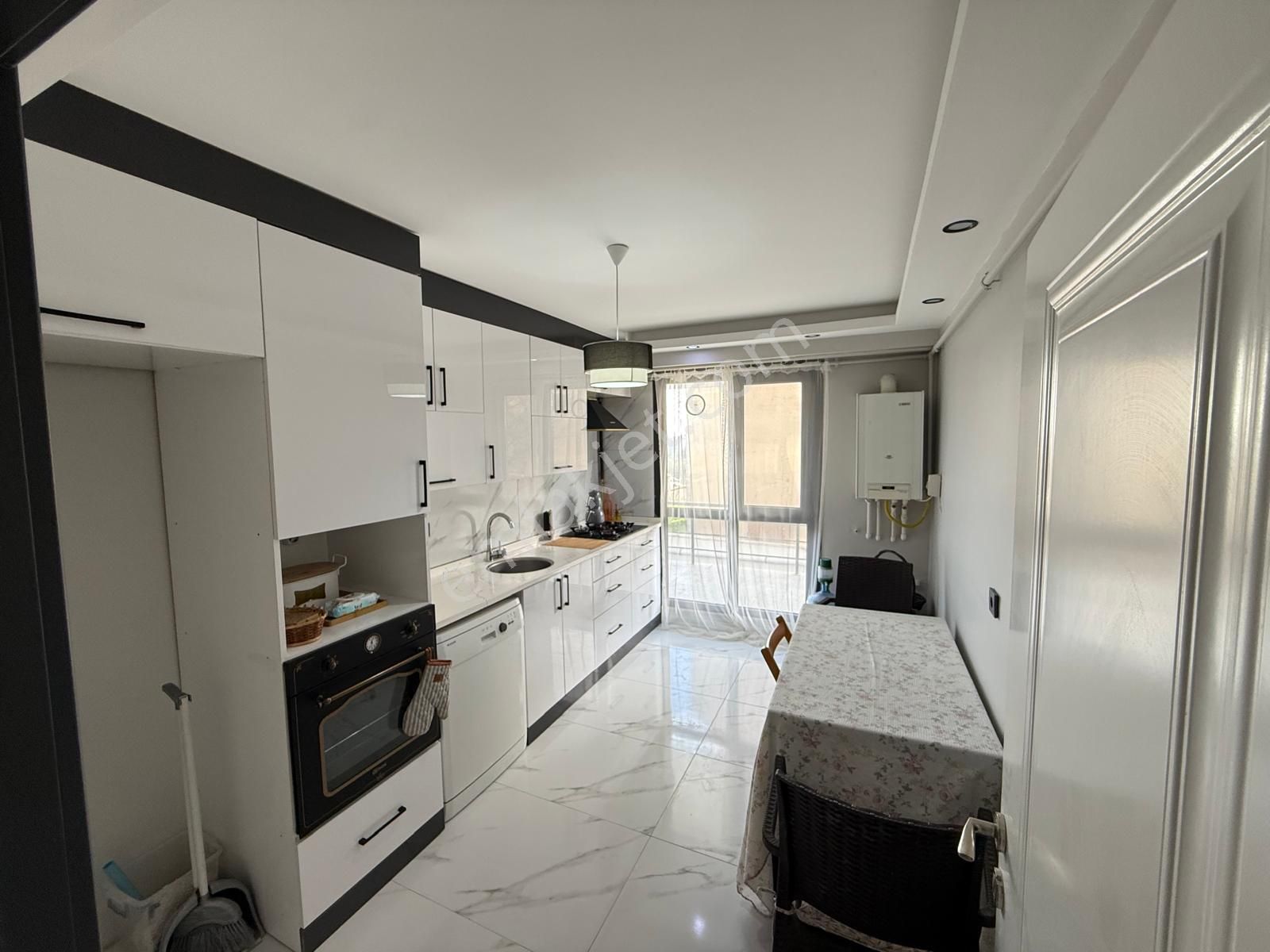 Sahibinden Kumburgaz Yeni Binada Eşyalı/eşyasız 2+1 Kapalı Park - Görsel 13