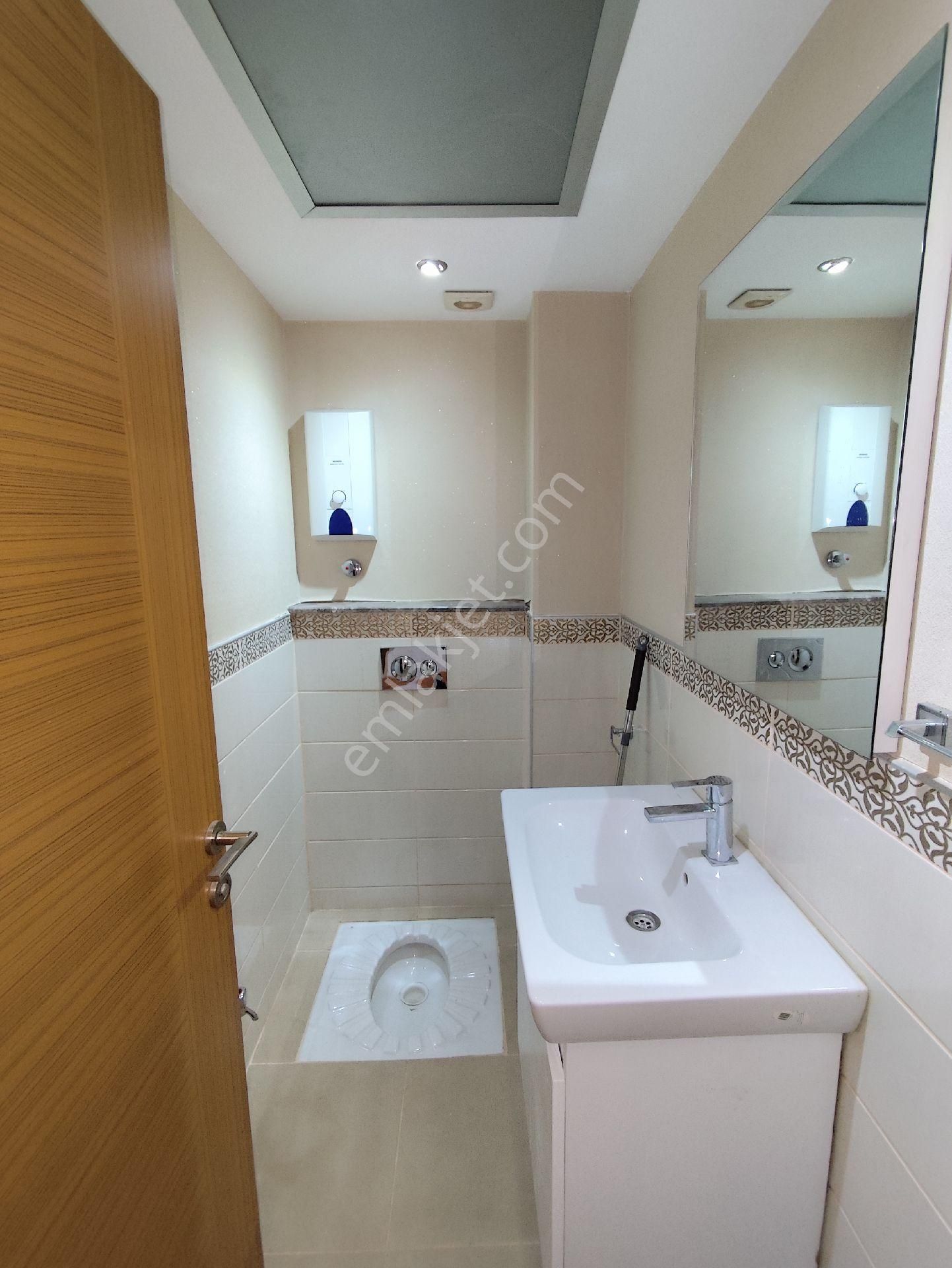 Kıyıboyunda 3+1 Eşyalı Doğalgazlı Havuzlu Güvenlikli Kiralık Daire - Görsel 34