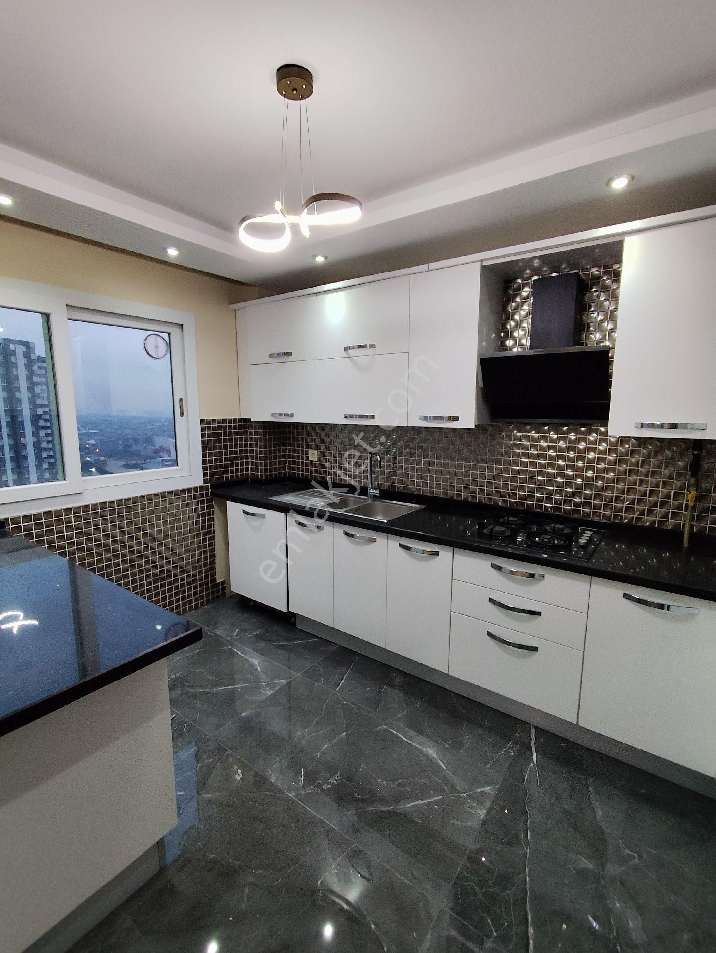 Kıyıboyunda 3+1 Eşyalı Doğalgazlı Havuzlu Güvenlikli Kiralık Daire - Görsel 10