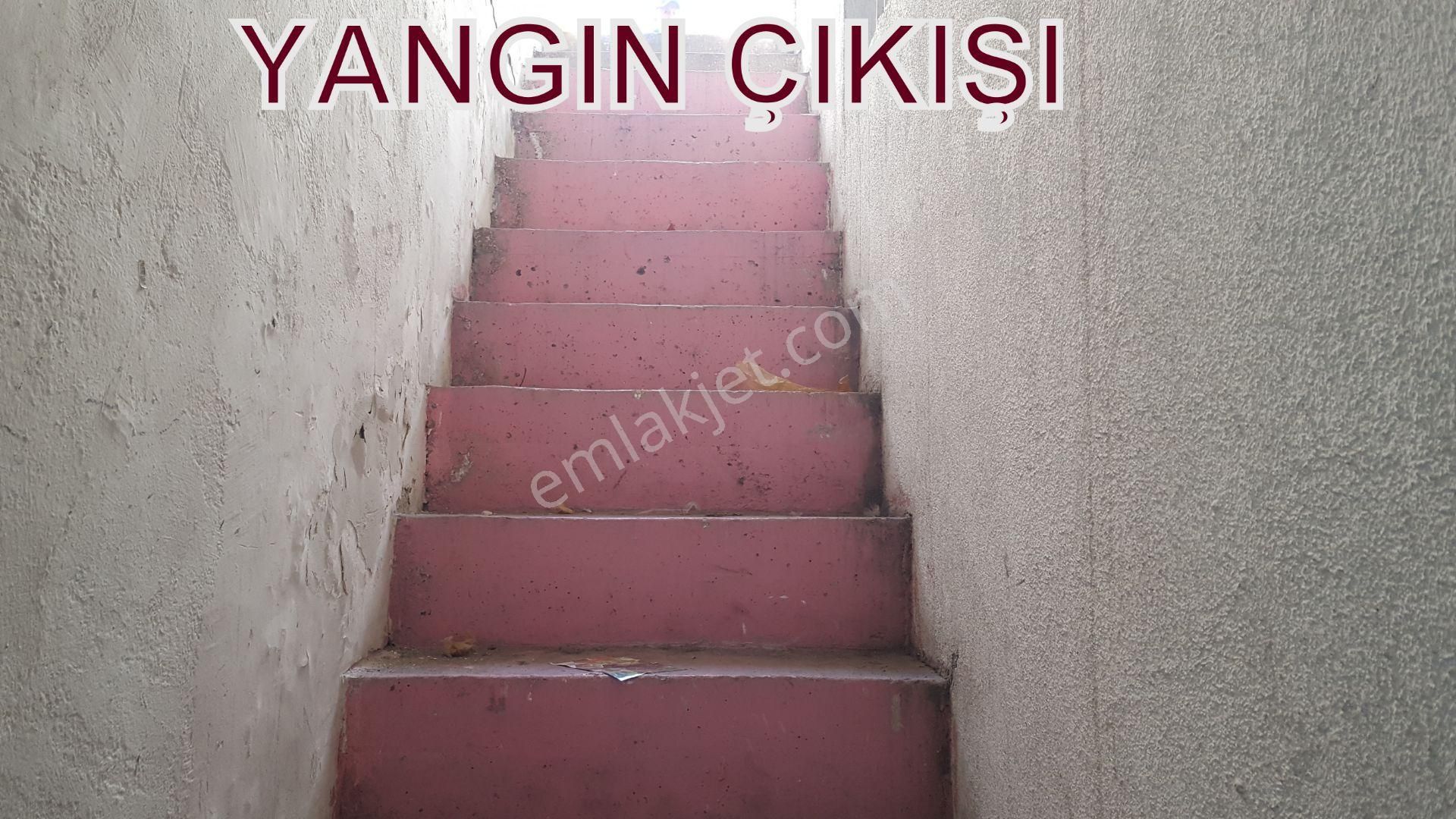 Ersin Emlak İstanbul/cennet'de Cad. Üzeri*çift Tapu-çift Dükkan* - Görsel 19