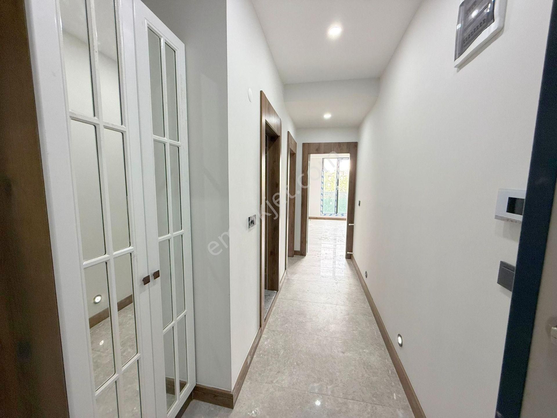 🟠🟣zeytinli'de Göz Alıcı Tasarımıyla Kapalı Otoparklı Ön Cephe 2+1 Daire - Görsel 34
