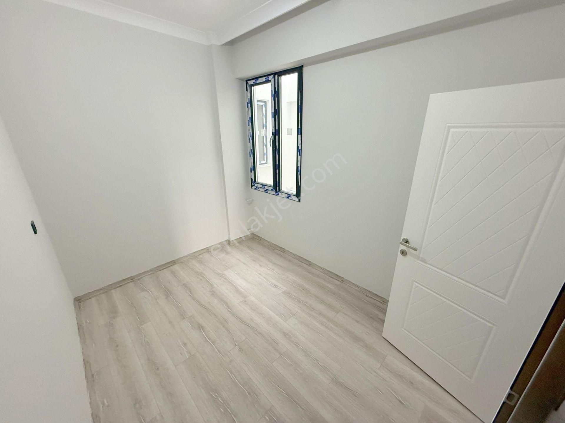 🟠🟣zeytinli'de Göz Alıcı Tasarımıyla Kapalı Otoparklı Ön Cephe 2+1 Daire - Görsel 31