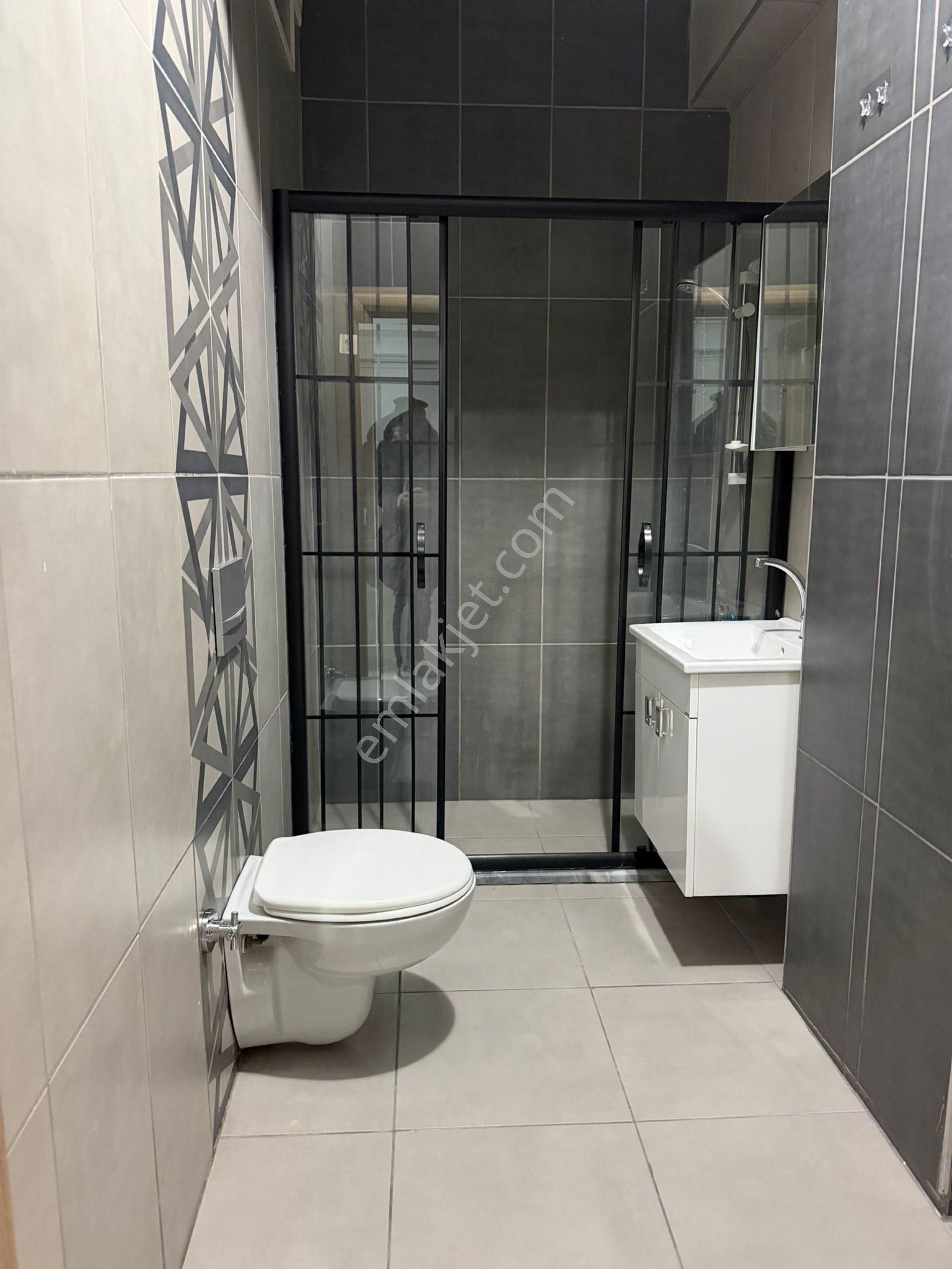Havuzlu Site İçi 1+1 Kış Bahçeli Satılık Daire - Görsel 11