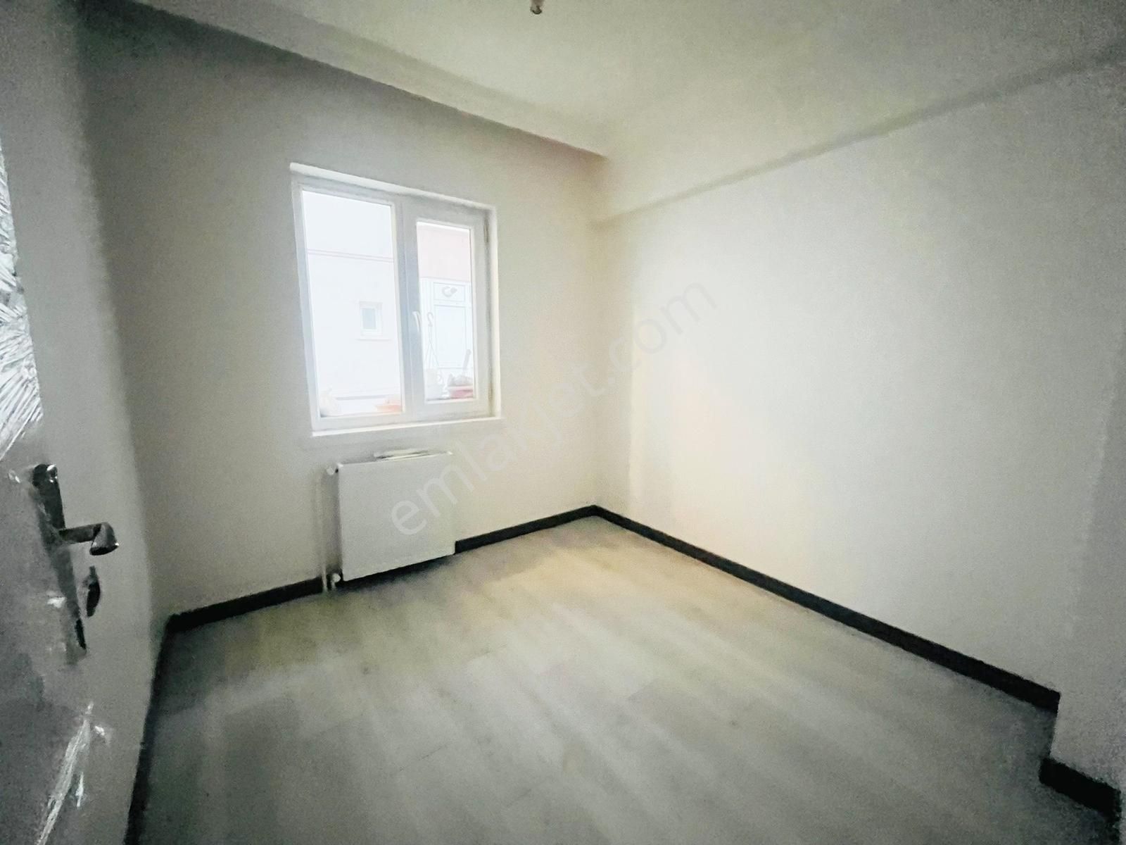 Bağlar Caddesi Yakını Ara Katta Full Yapılı Satılık 2+1 Daire !! - Görsel 16