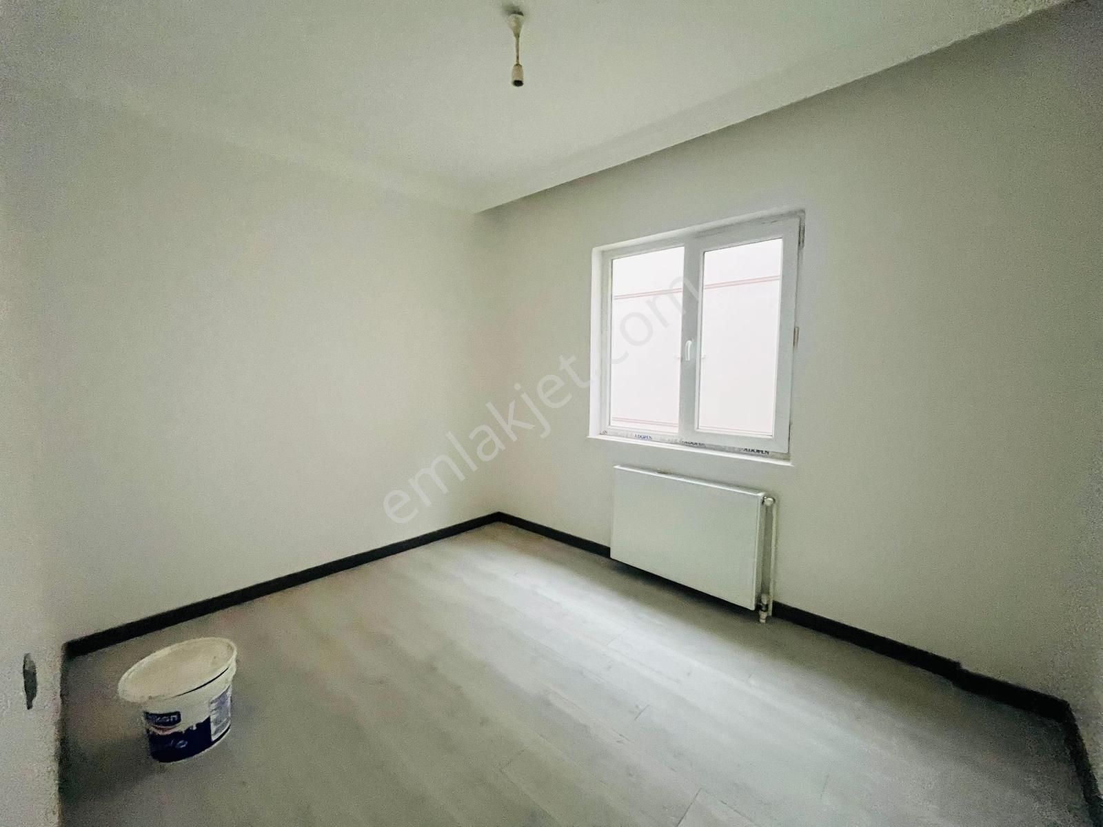 Bağlar Caddesi Yakını Ara Katta Full Yapılı Satılık 2+1 Daire !! - Görsel 6