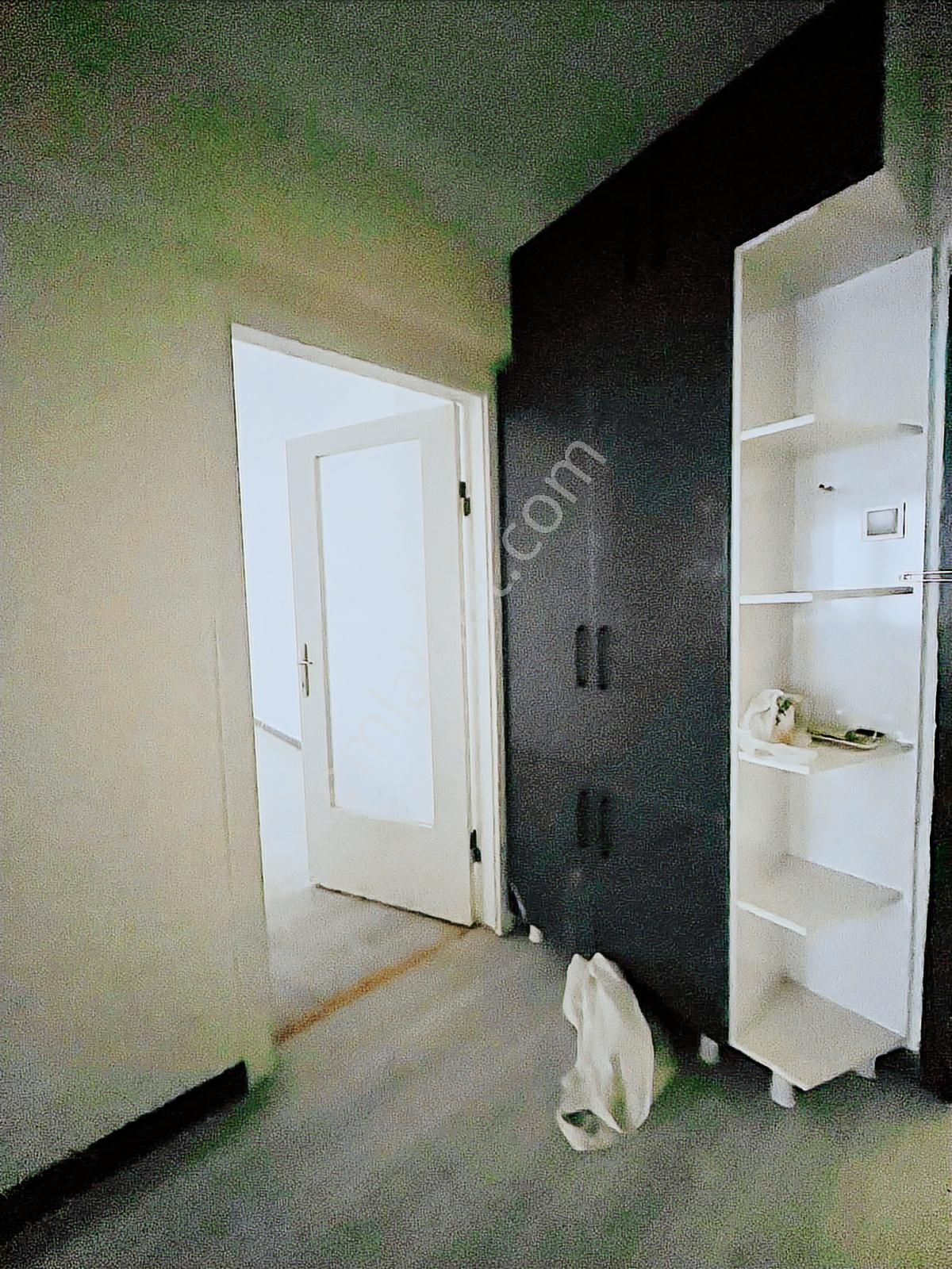 Bağlar Caddesi Yakını Ara Katta Full Yapılı Satılık 2+1 Daire !! - Görsel 7